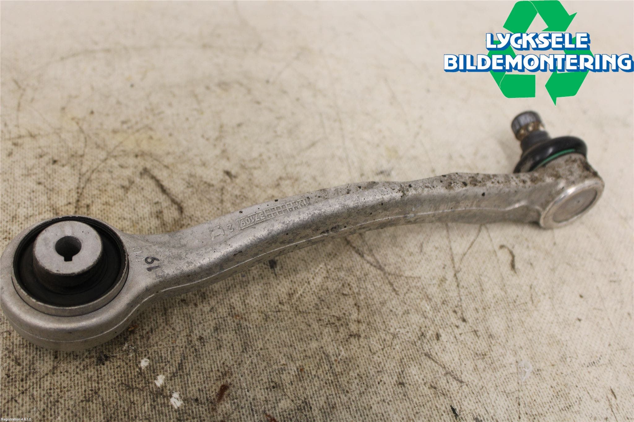 Audi A6 F2/C8 19- Bärarm Fram Övre Vä