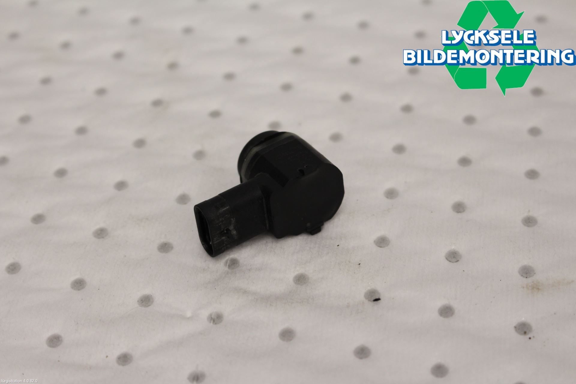 Volkswagen VW PASSAT 11-14 Parkeringshjälp Frontsensor