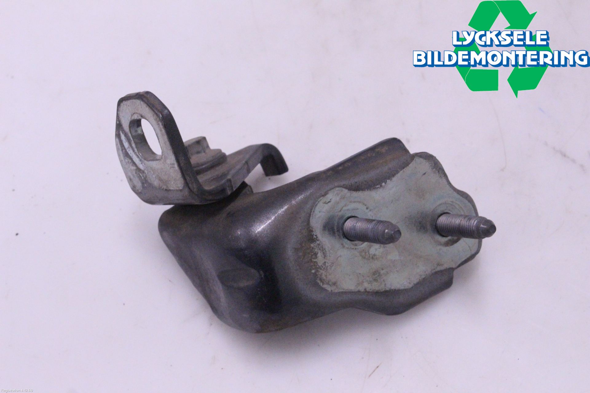 Ford KUGA 17-19 Dörrgångjärn