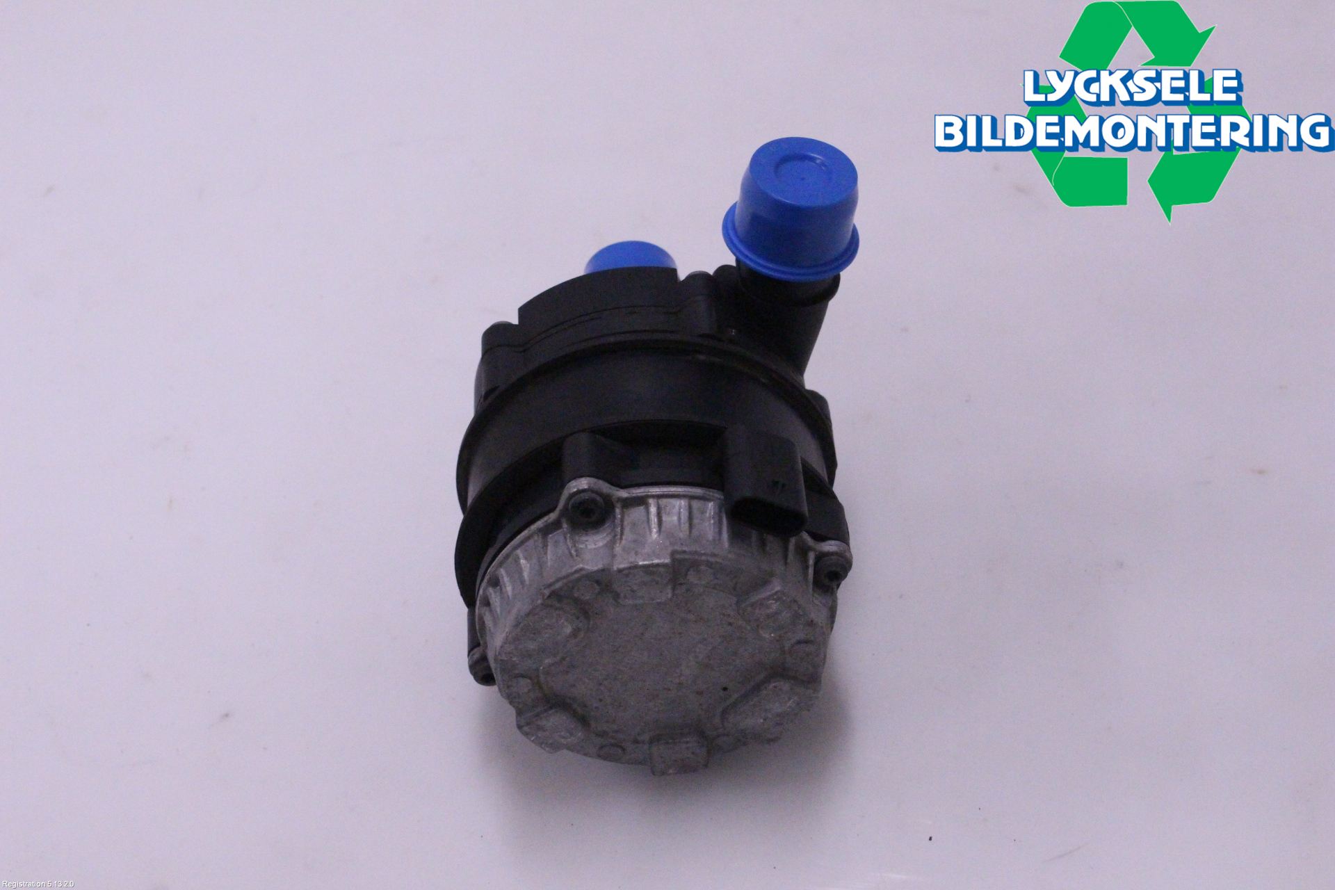 Volkswagen VW PASSAT 20-24 Vattenpump