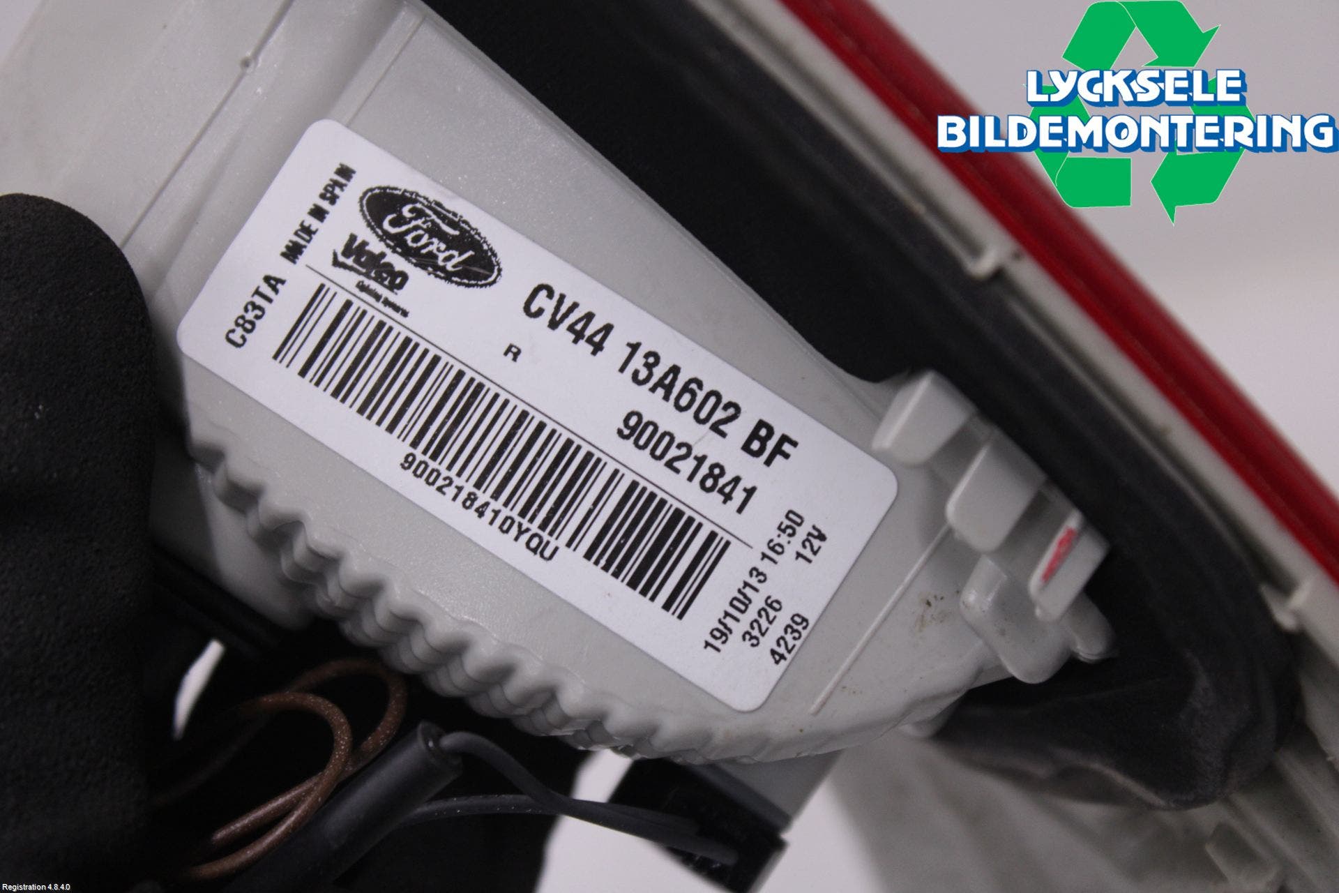 Ford KUGA 13-16 Bakljus Lucka Hö