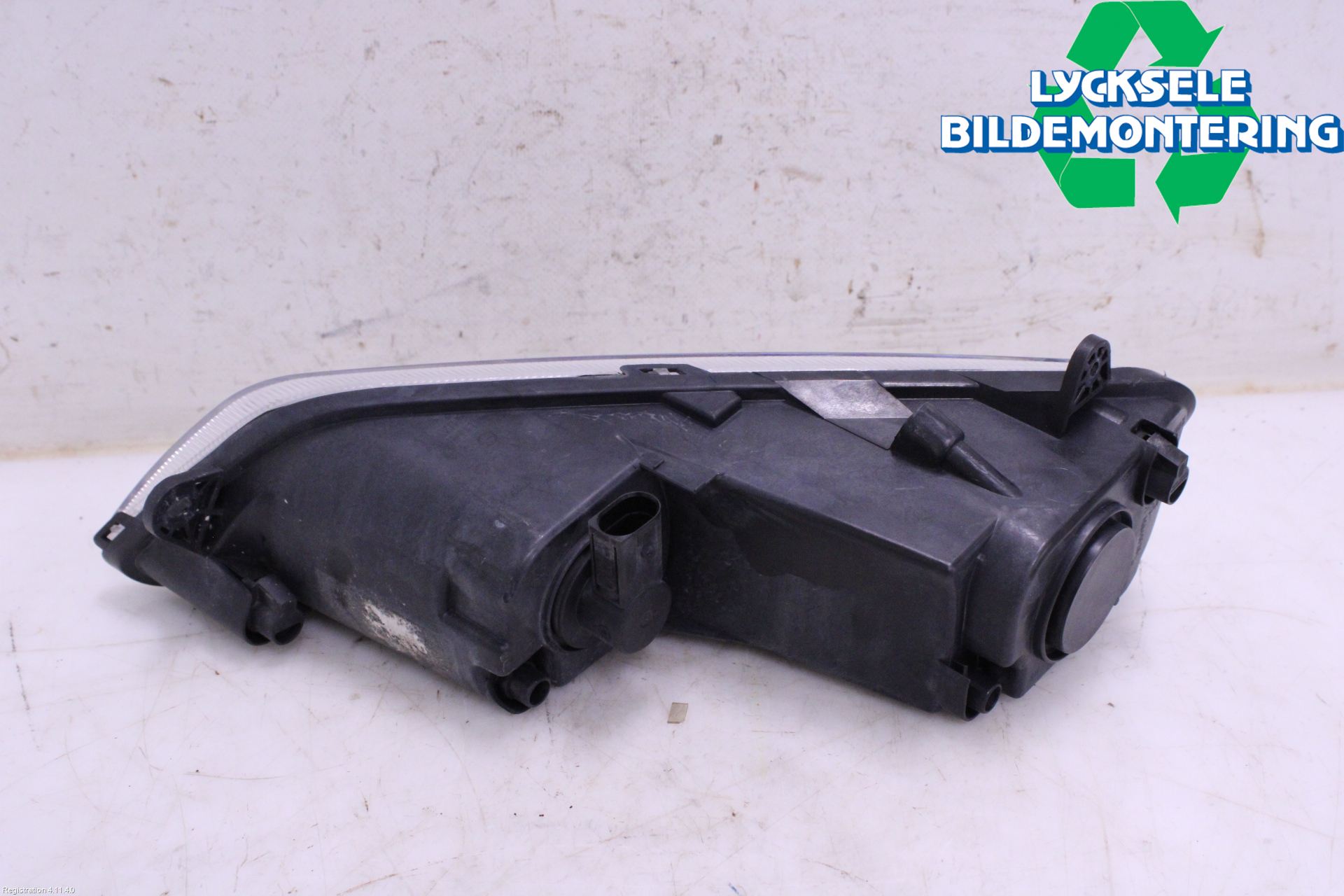 Volkswagen VW PASSAT 11-14 Dimljus-Varselljus Fram