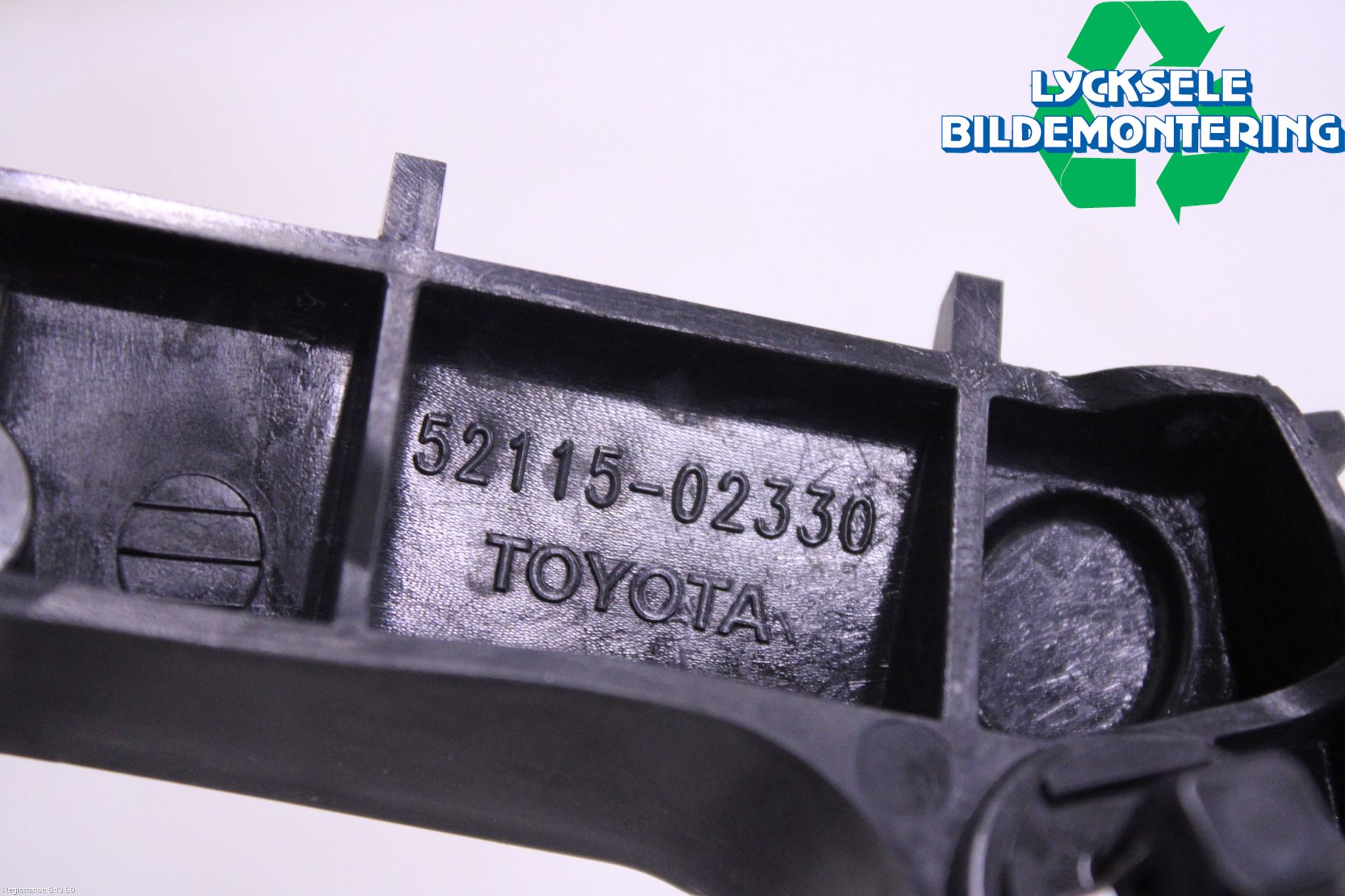 Toyota COROLLA 19- Stötfångarfäste Fram Hö