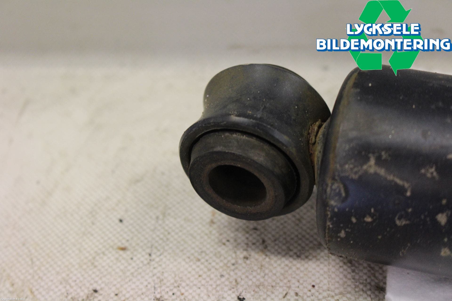 Isuzu D-MAX Stötdämpare Bak