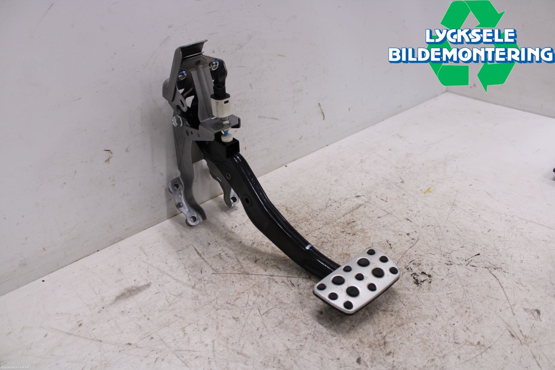 Subaru OUTBACK 21- Bromspedal