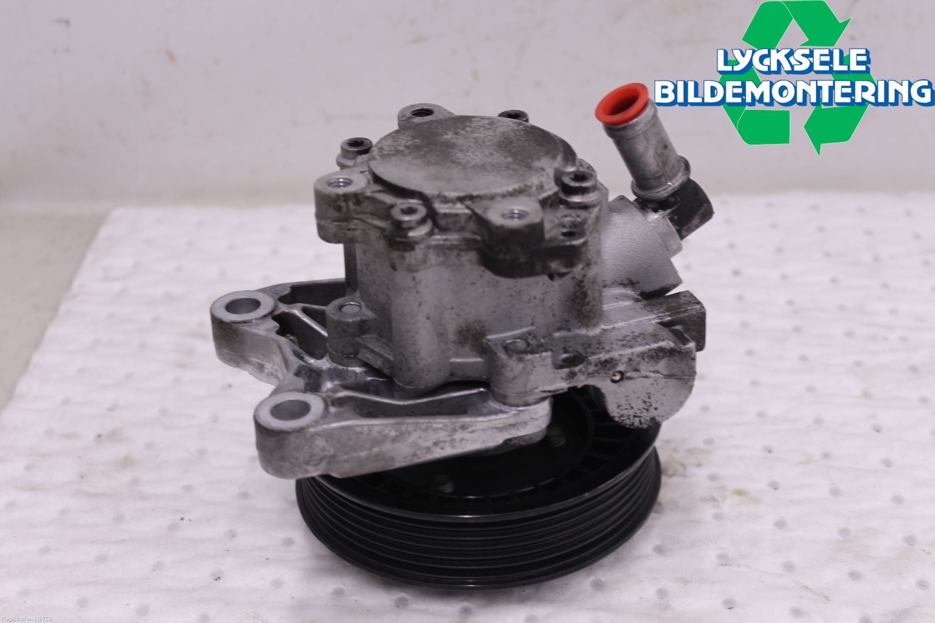 BMW 5 E60/61 Sed/Tou 02-10 Styrservopump