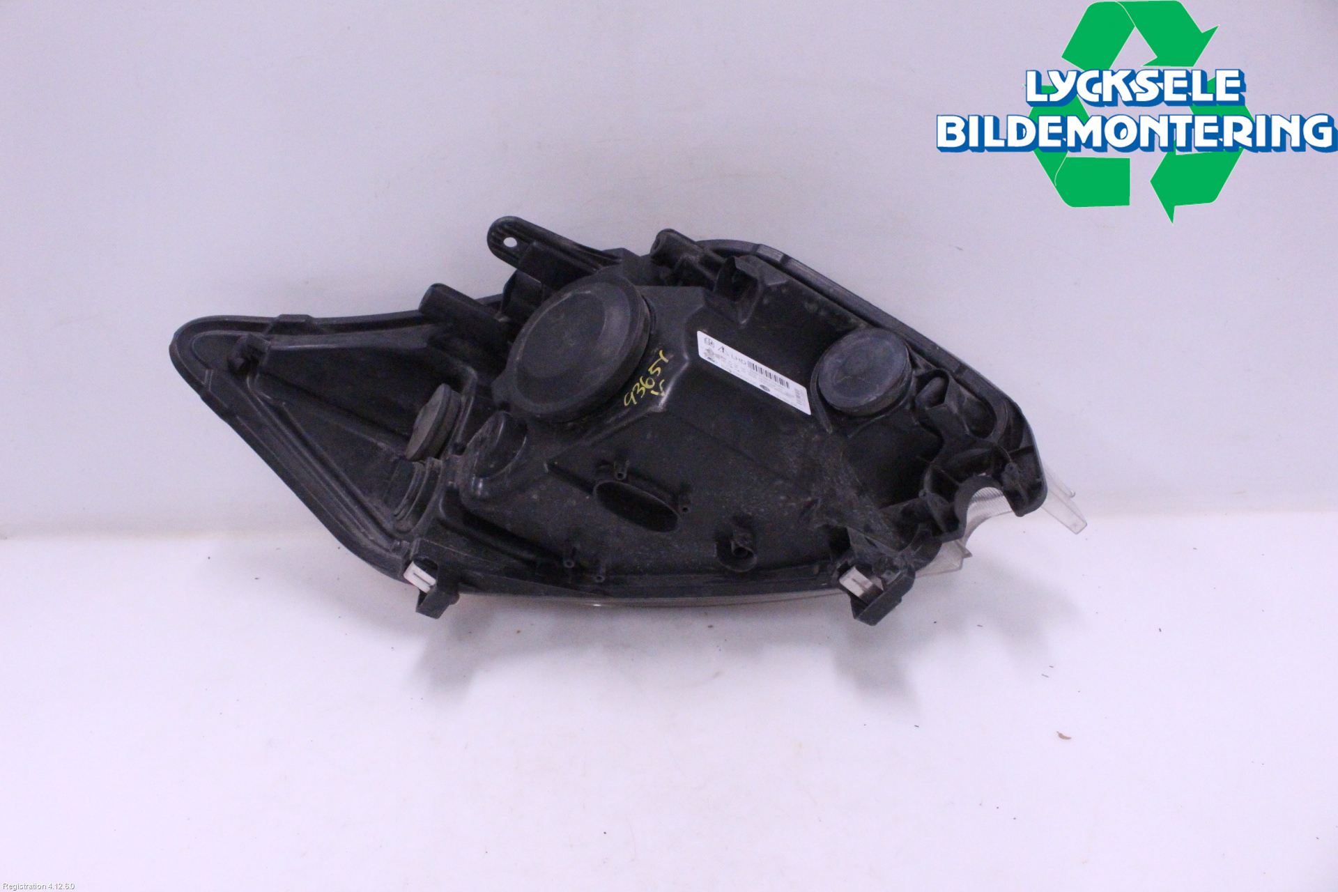 Ford KUGA 08-12 Strålkastare Vänster