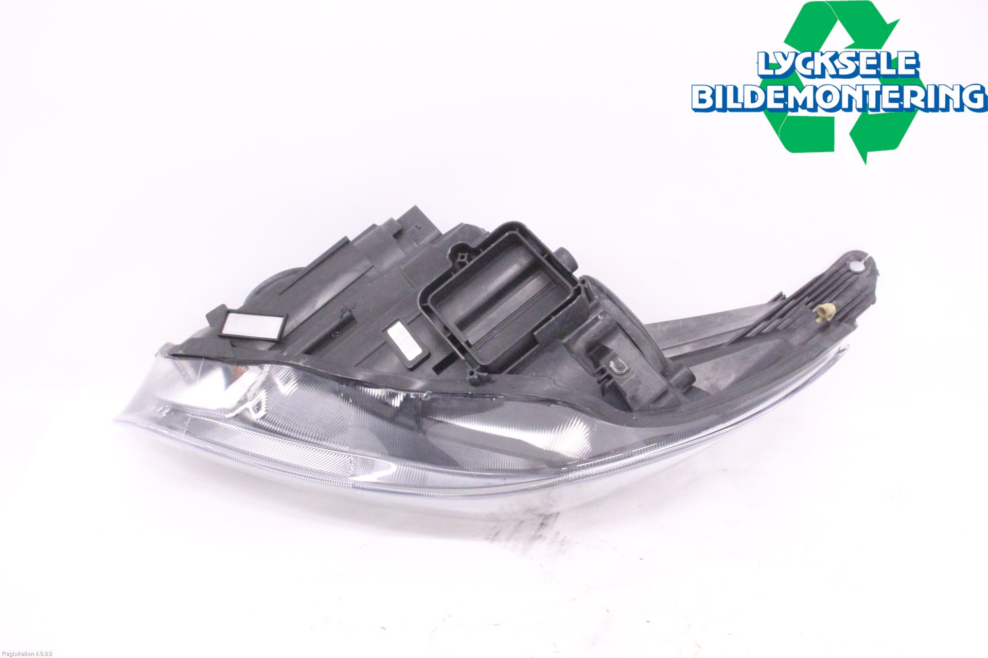 Ford FOCUS 15-18 Strålkastare Höger