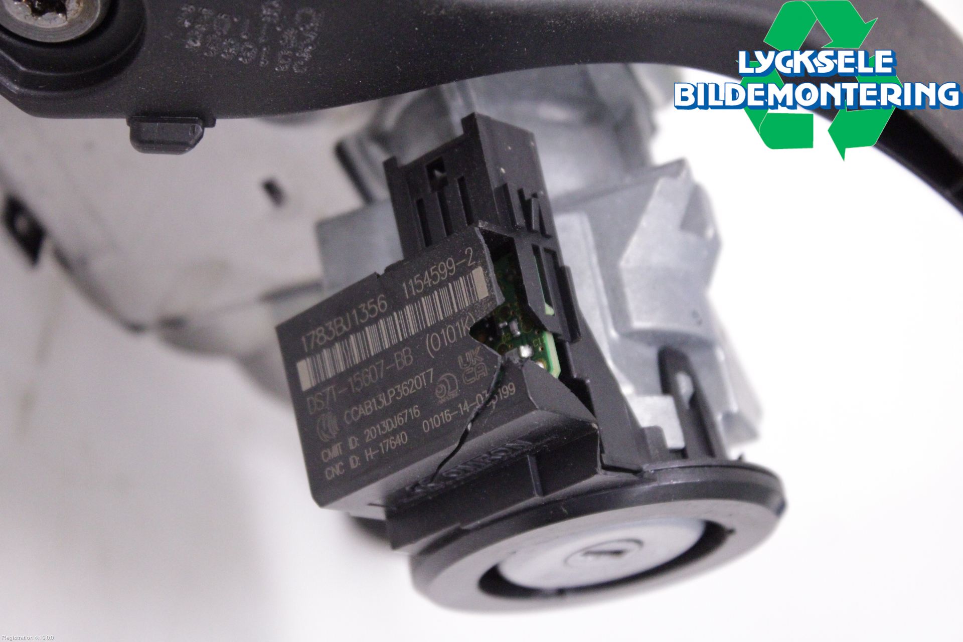 Ford TRANSIT/TOURNEO CONNECT 13-22 Rattaxelagg Justerbart