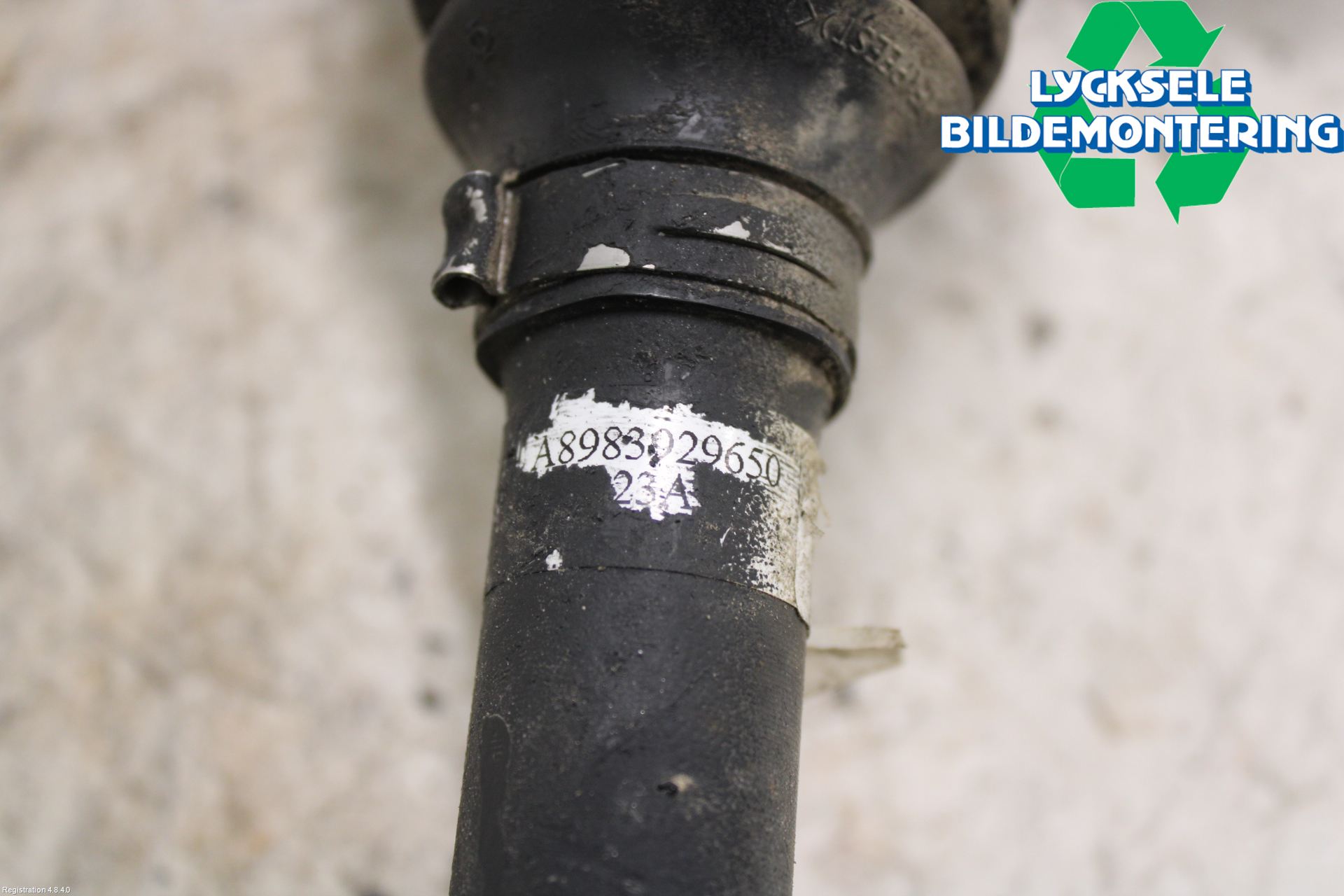 Isuzu D-MAX Drivaxel Fram Höger