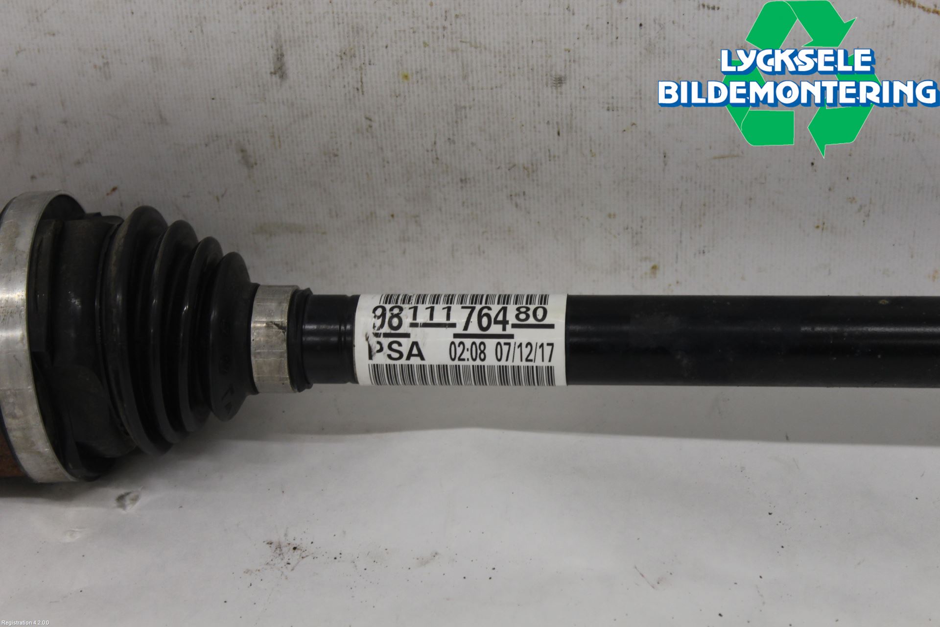Peugeot 5008 17-24 Drivaxel Fram Höger