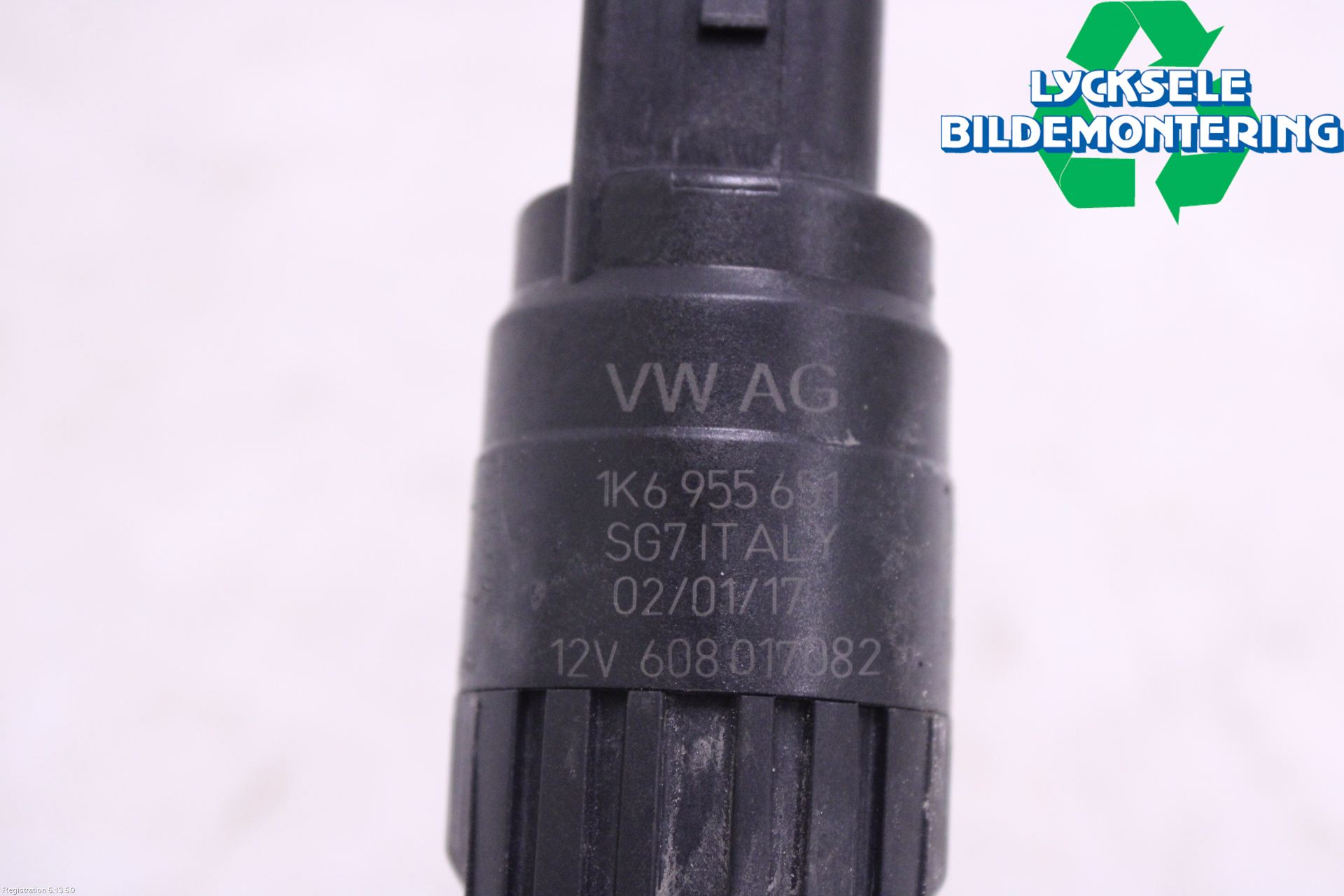 Volkswagen VW TIGUAN 16-24 Spolarpump Vindruta