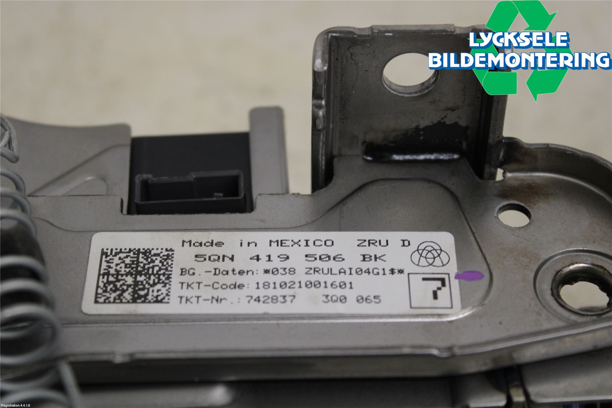 Volkswagen VW TIGUAN 16-24 Rattaxelagg Med Inb Servo
