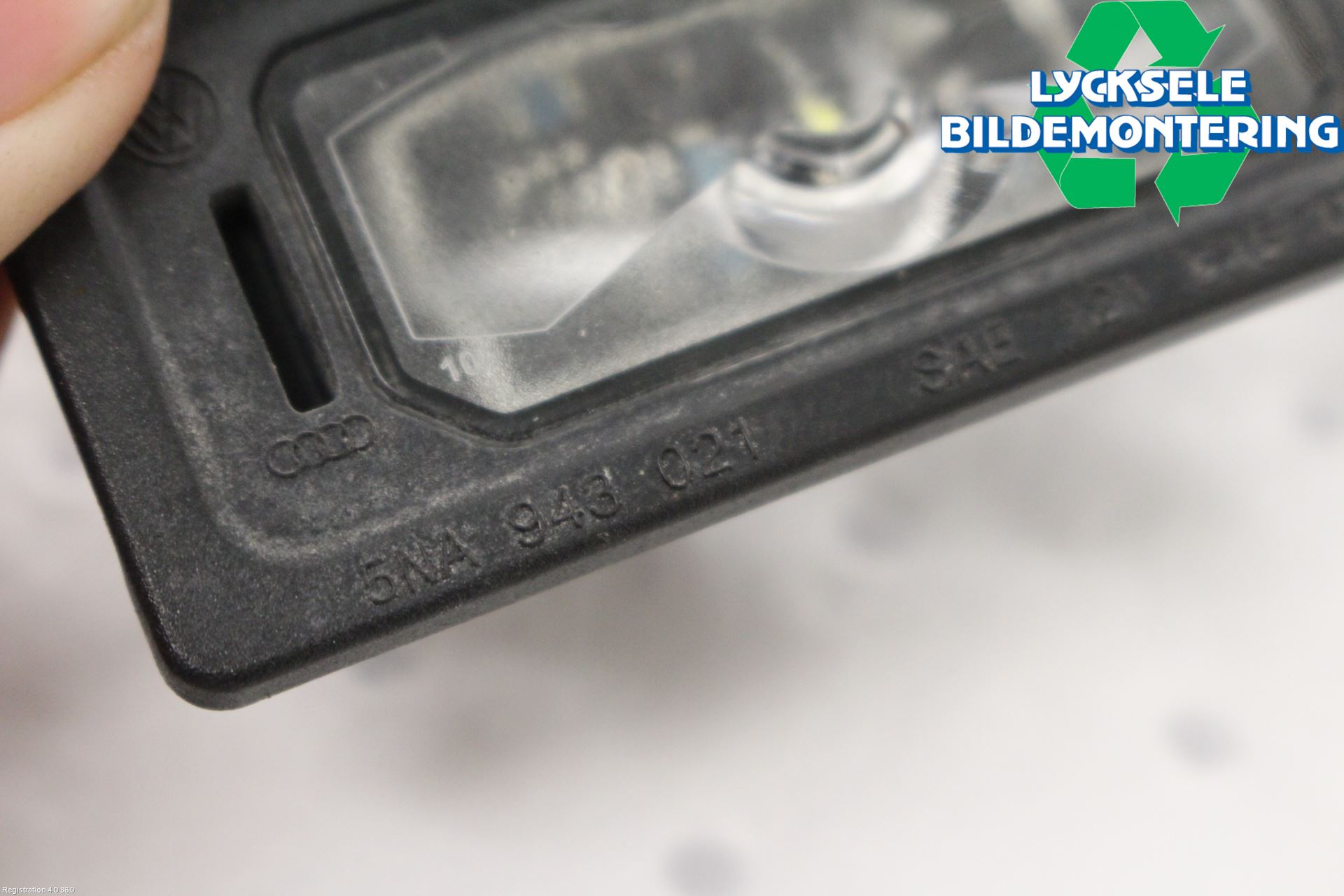 Audi A6 F2/C8 19- Skylt Belysning