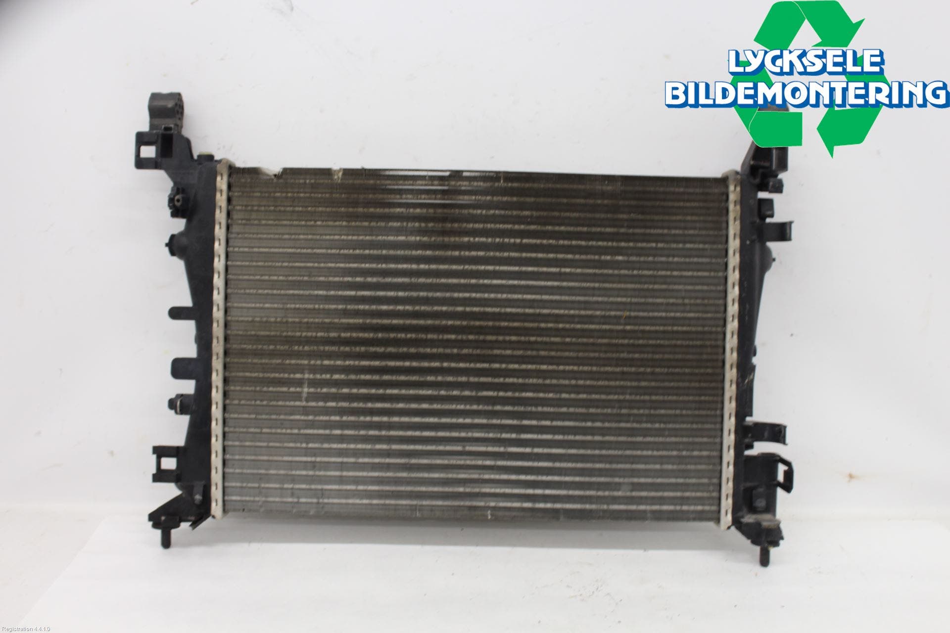 Opel CORSA E 15-19 Kylare Man