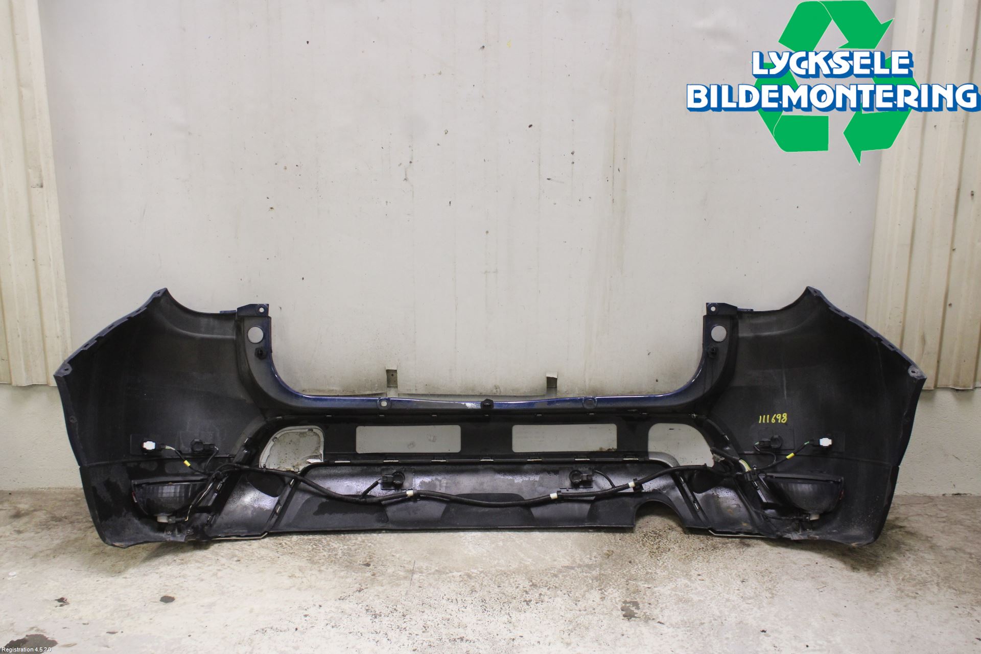 Dacia DUSTER 10-17 Stötfångarbeklädnad Bak