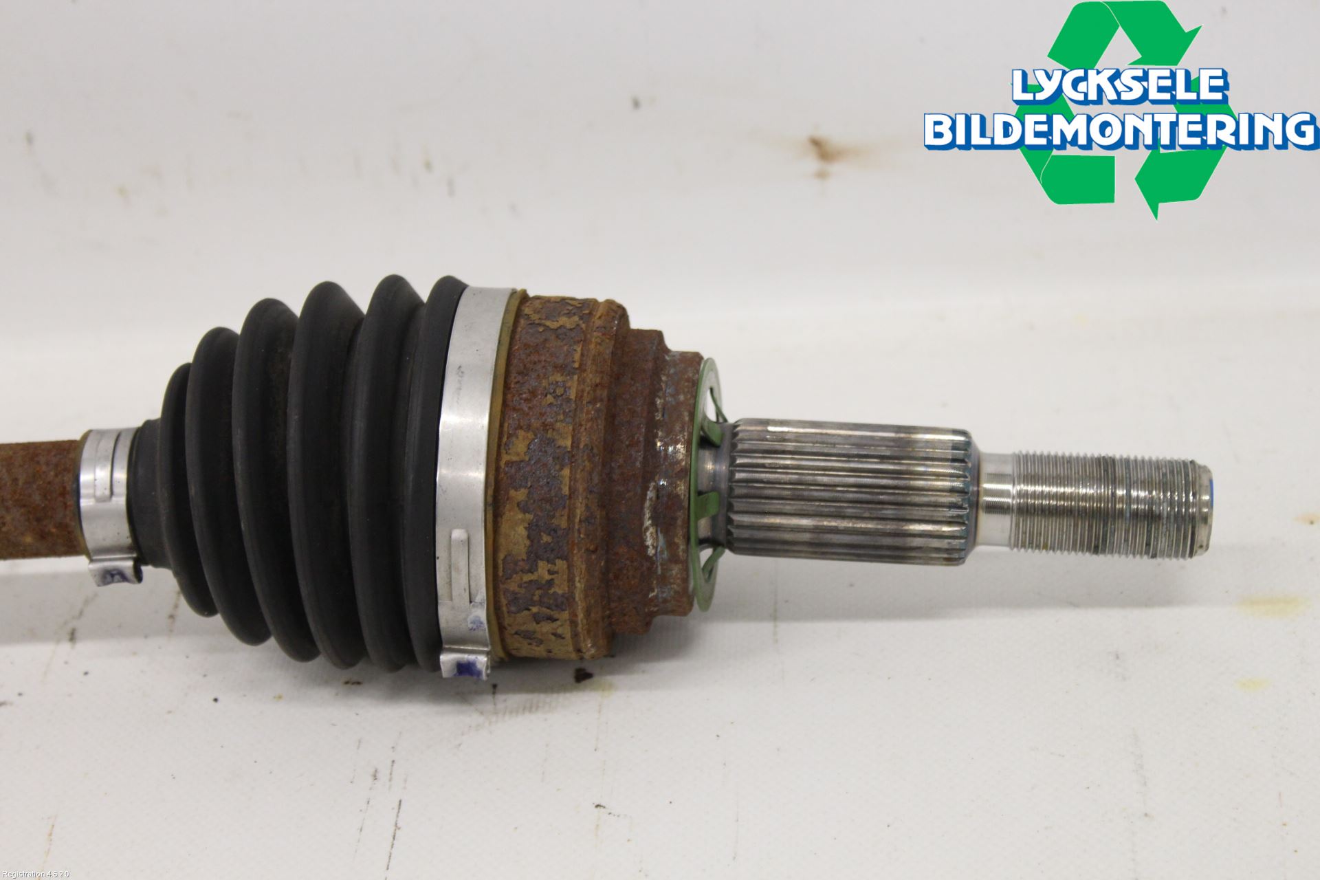 Ford MUSTANG Mach-E 21- Drivaxel Fram Höger