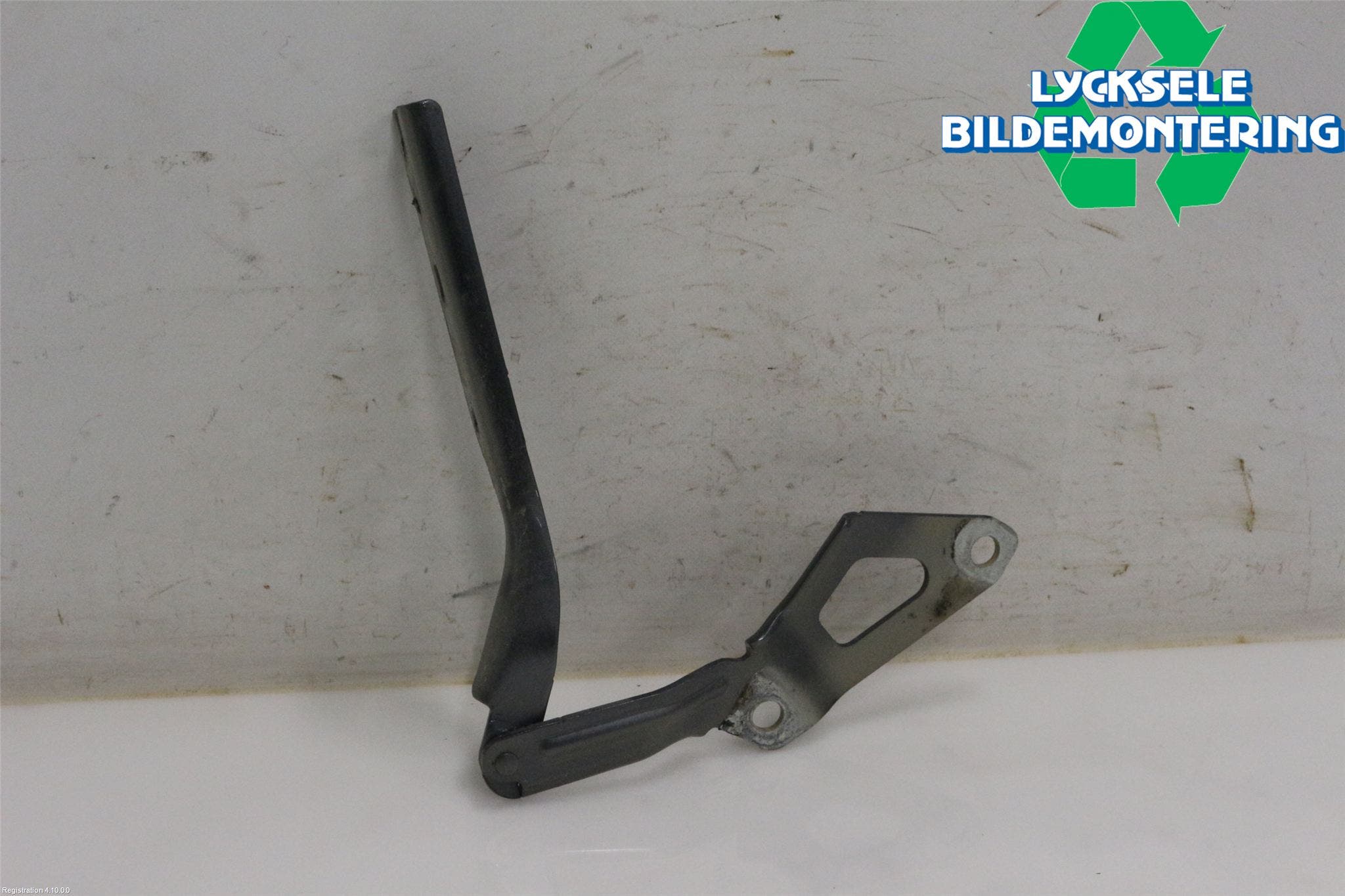 Volkswagen VW TIGUAN 16-24 Huvgångjärn