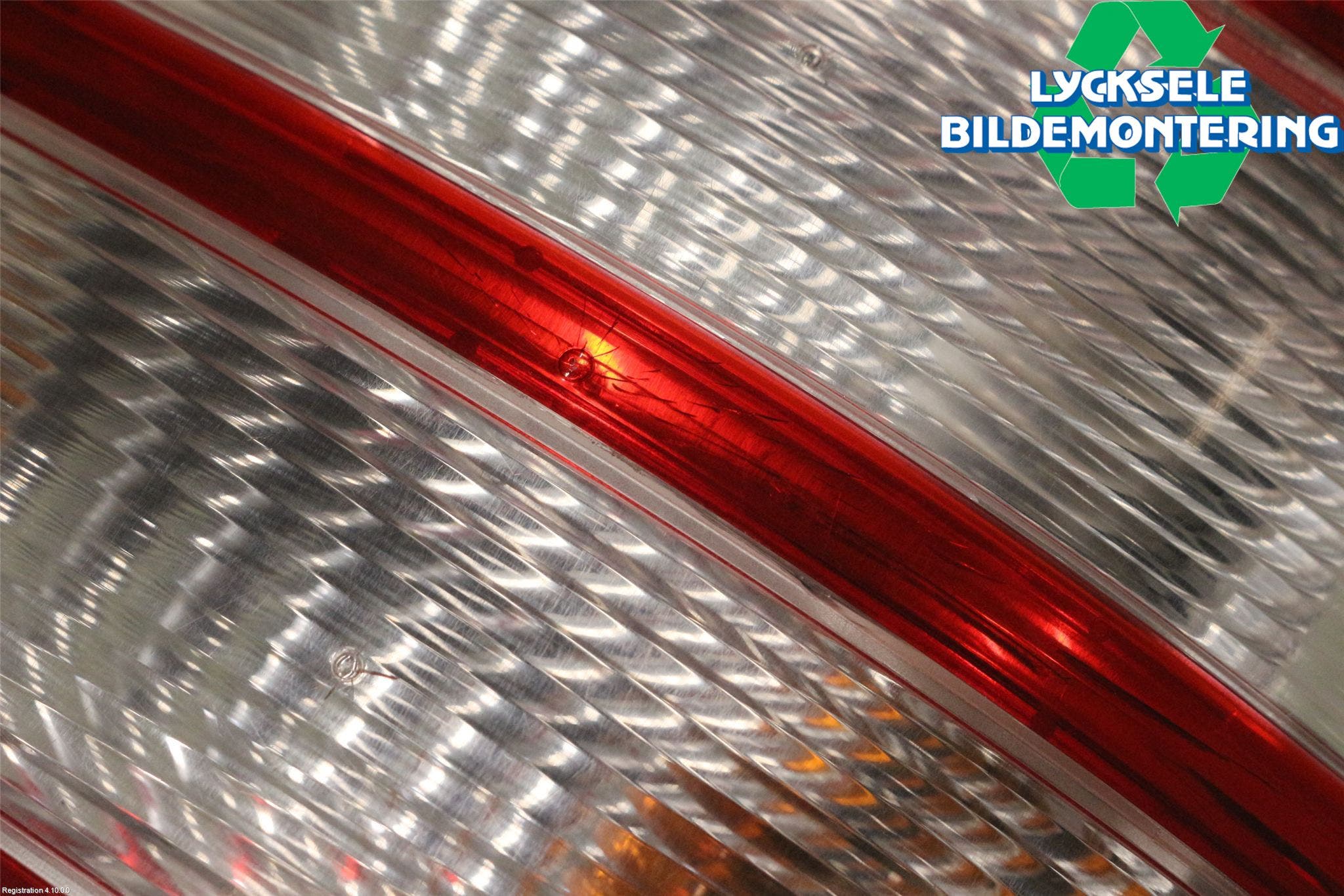 Volkswagen VW CADDY 11-15 Bakljus Höger