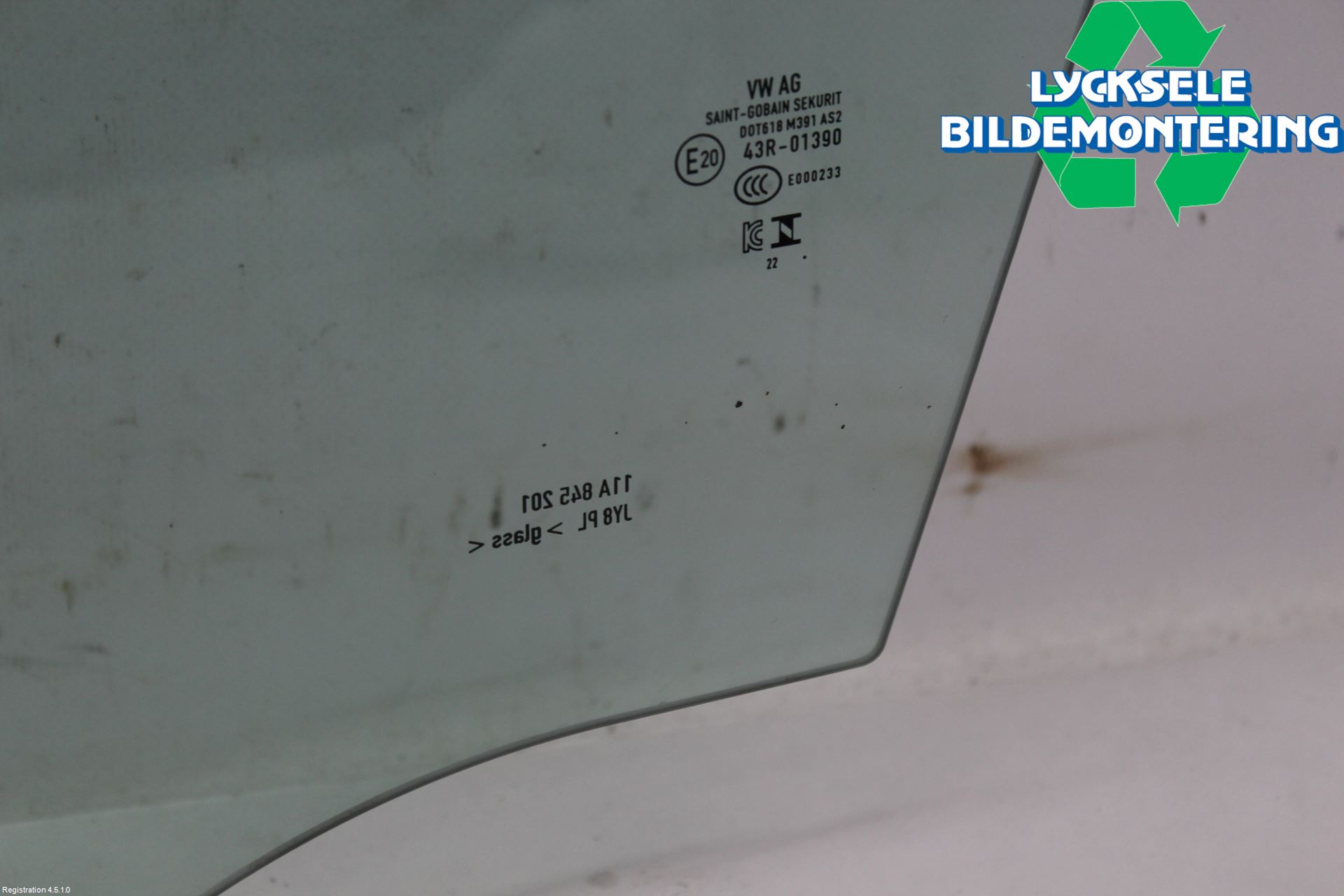 Volkswagen VW ID.4 21- Dörruta Fram Vänster