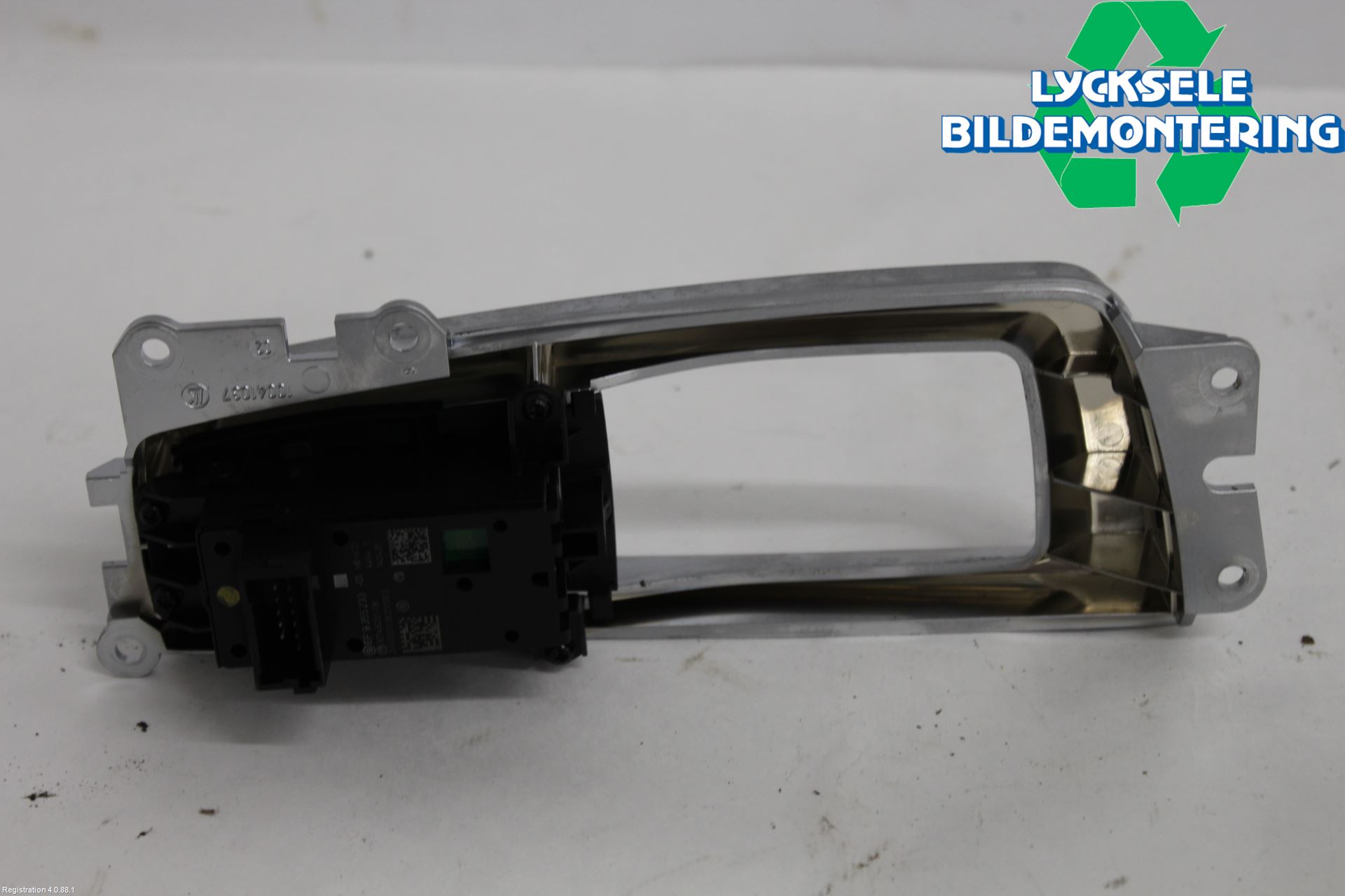BMW 5 F10/F11/F18 09-17 Strömställare Parkeringsbroms