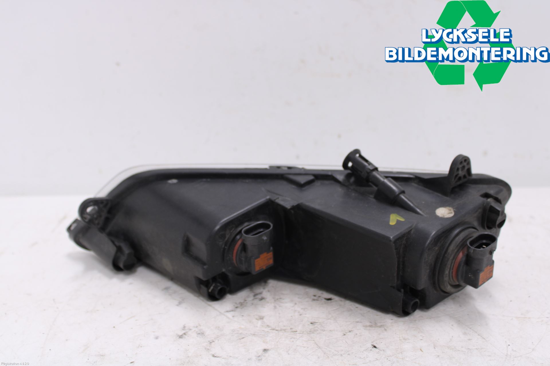 Volkswagen VW PASSAT 11-14 Dimljus-Varselljus Fram