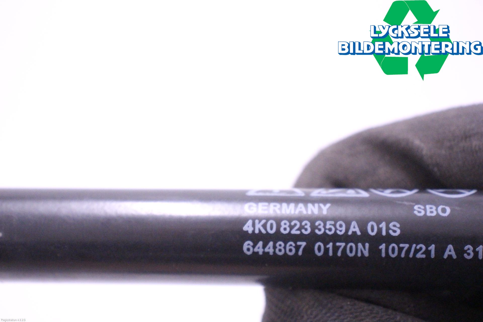 Audi A6 F2/C8 19- Gasfjäder Motorhuv