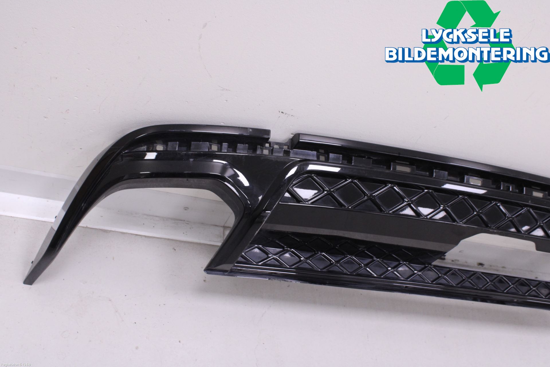 Volkswagen VW TOUAREG CR 18- Spoiler Bak