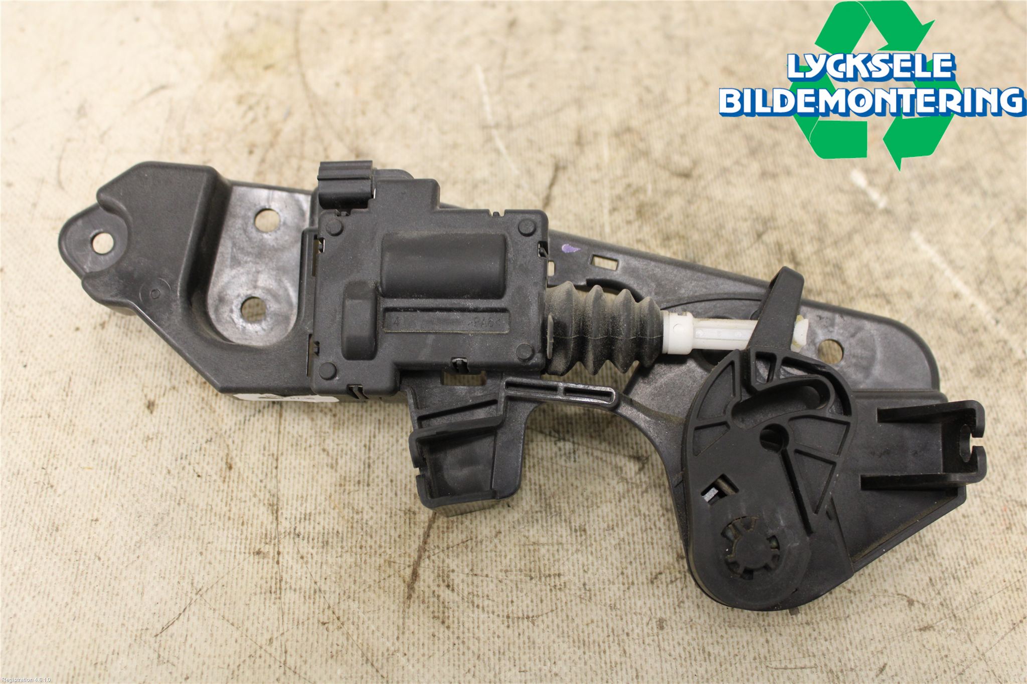 Ford MUSTANG Mach-E 21- Huvlås