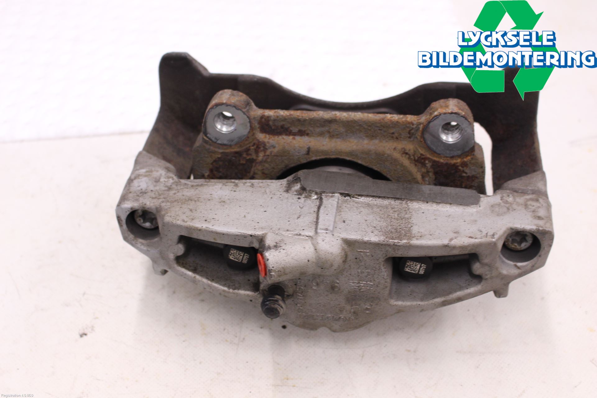 Volvo XC70 14-16 Bromsok Fram Höger