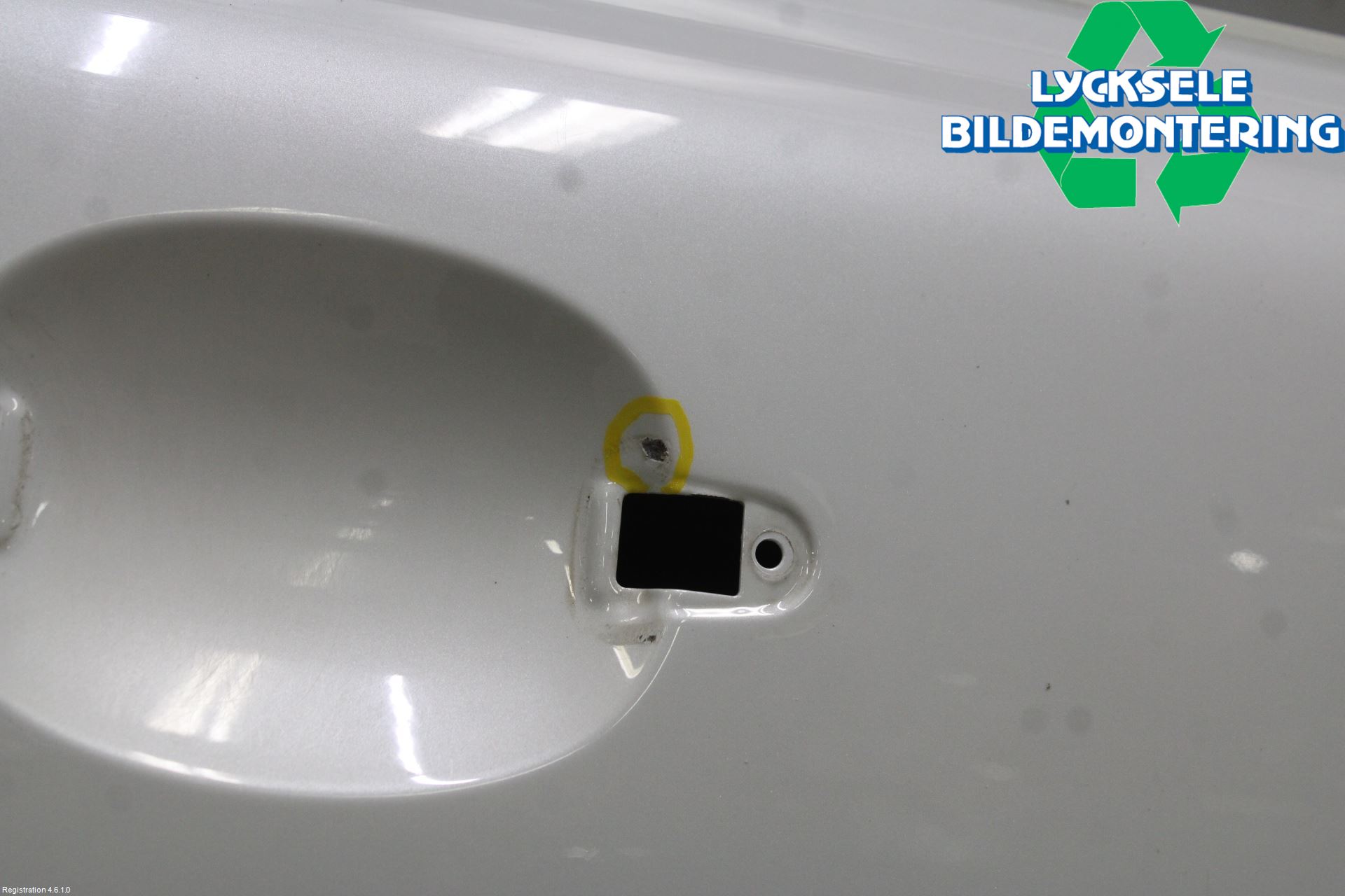 Volvo V70 14-16 Dörr Fram Höger