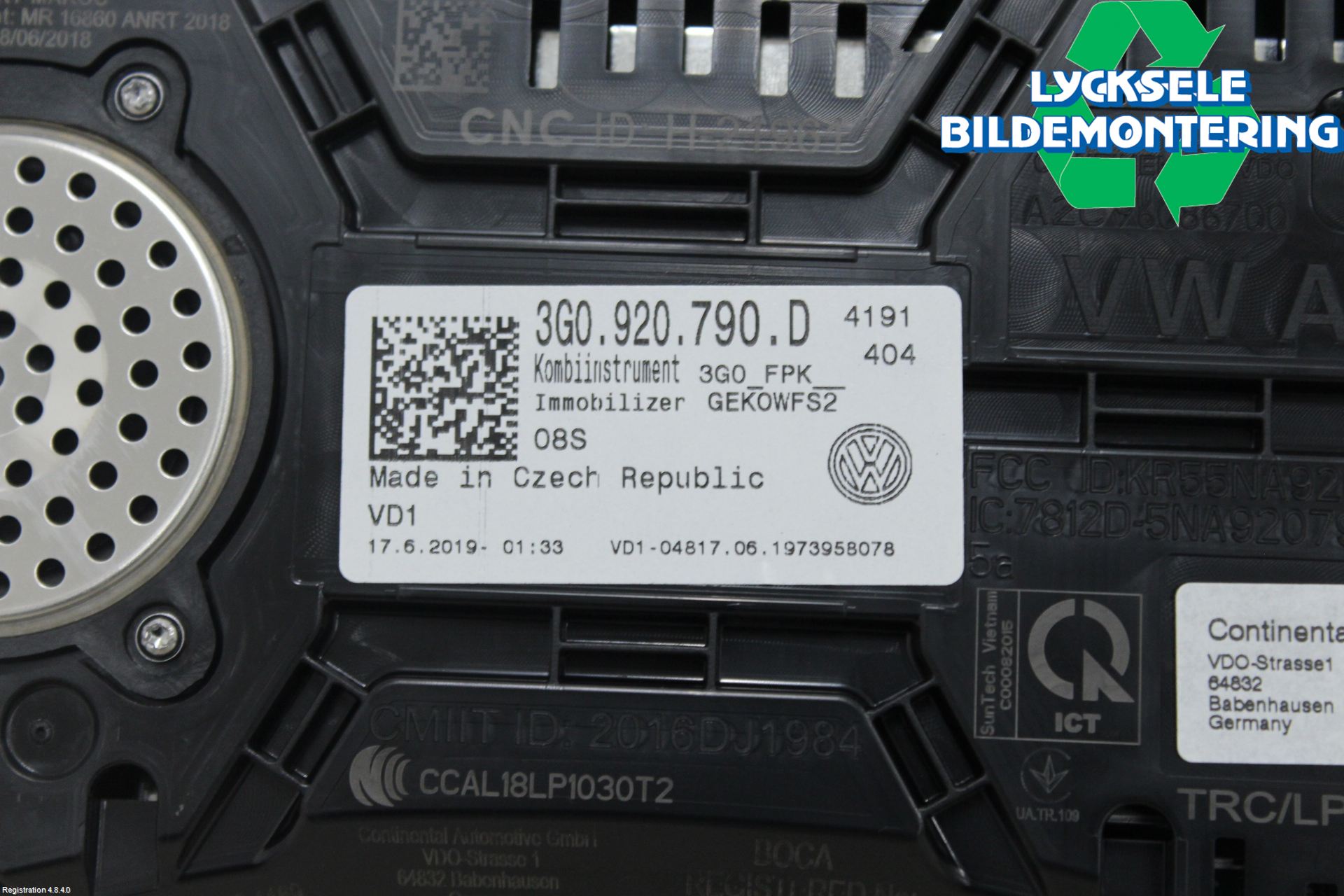 Volkswagen VW PASSAT 15-19 Instrument Komb