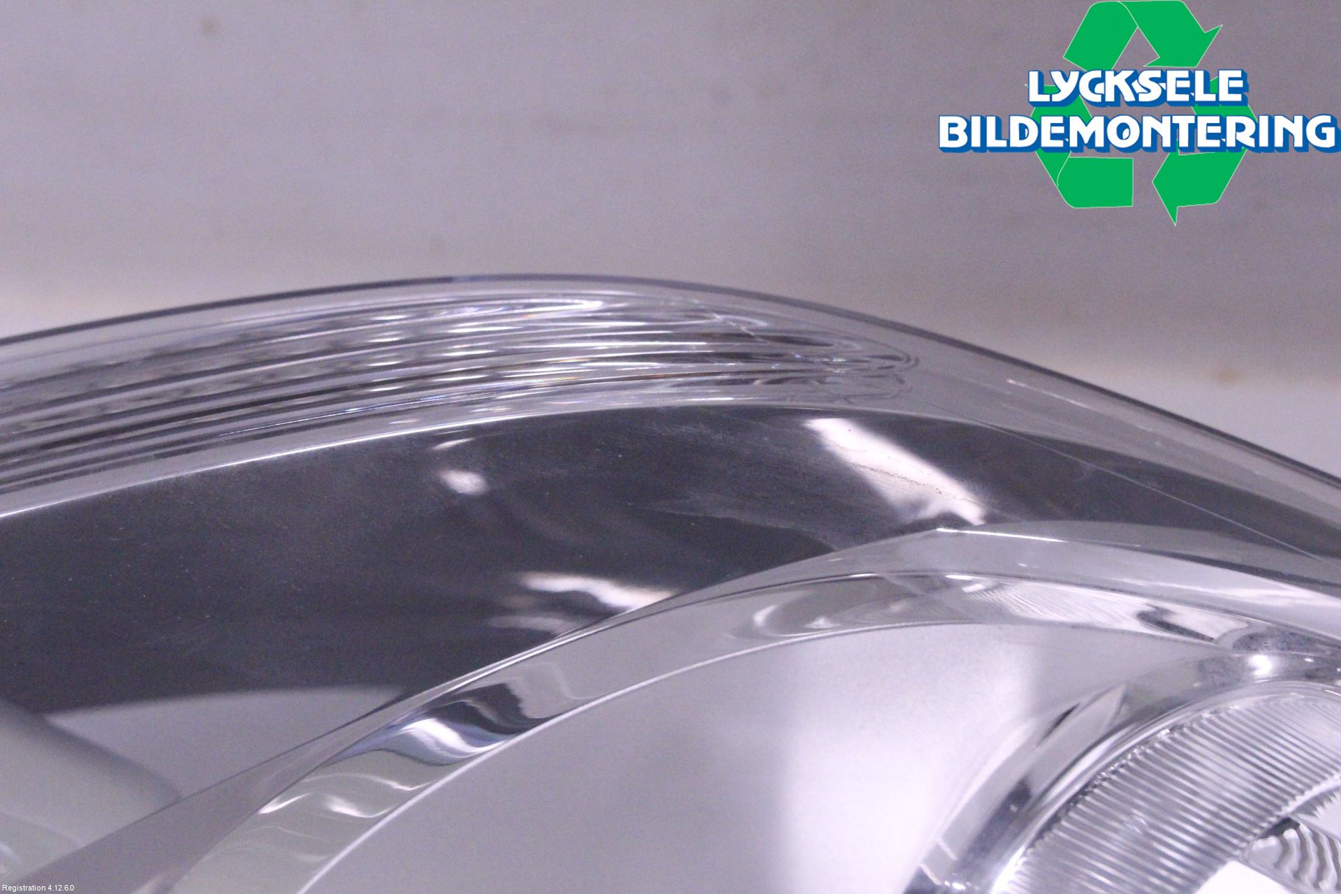 Kia VENGA 10-19 Strålkastare Höger