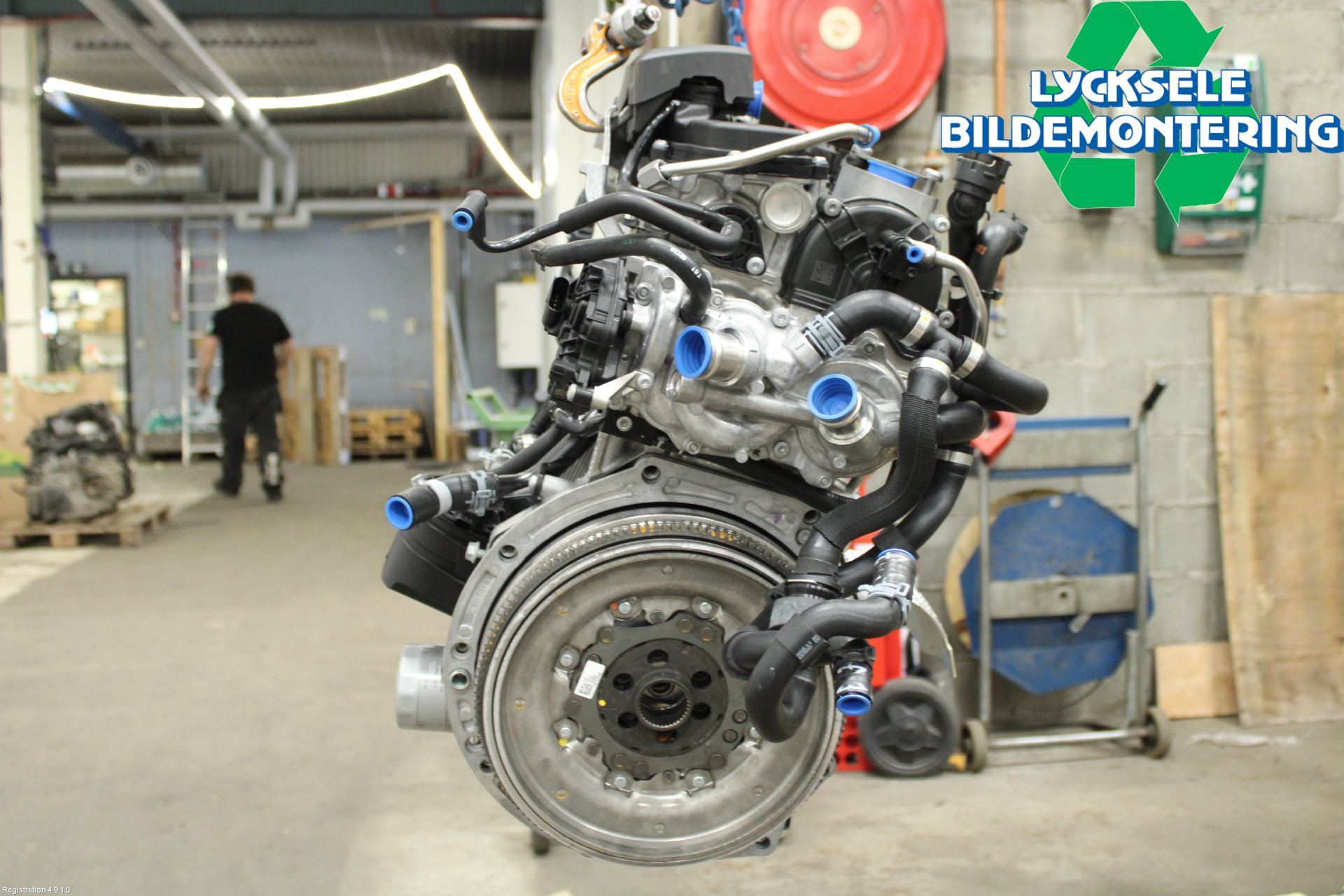 Audi Q3 F3 19- Motor Bensin