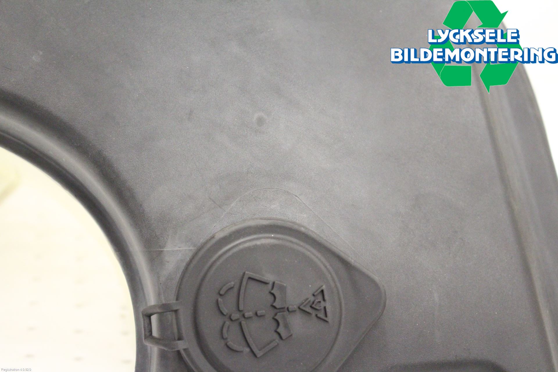 BMW 3 E46      98-05 Spolartank Vindruta-Strål