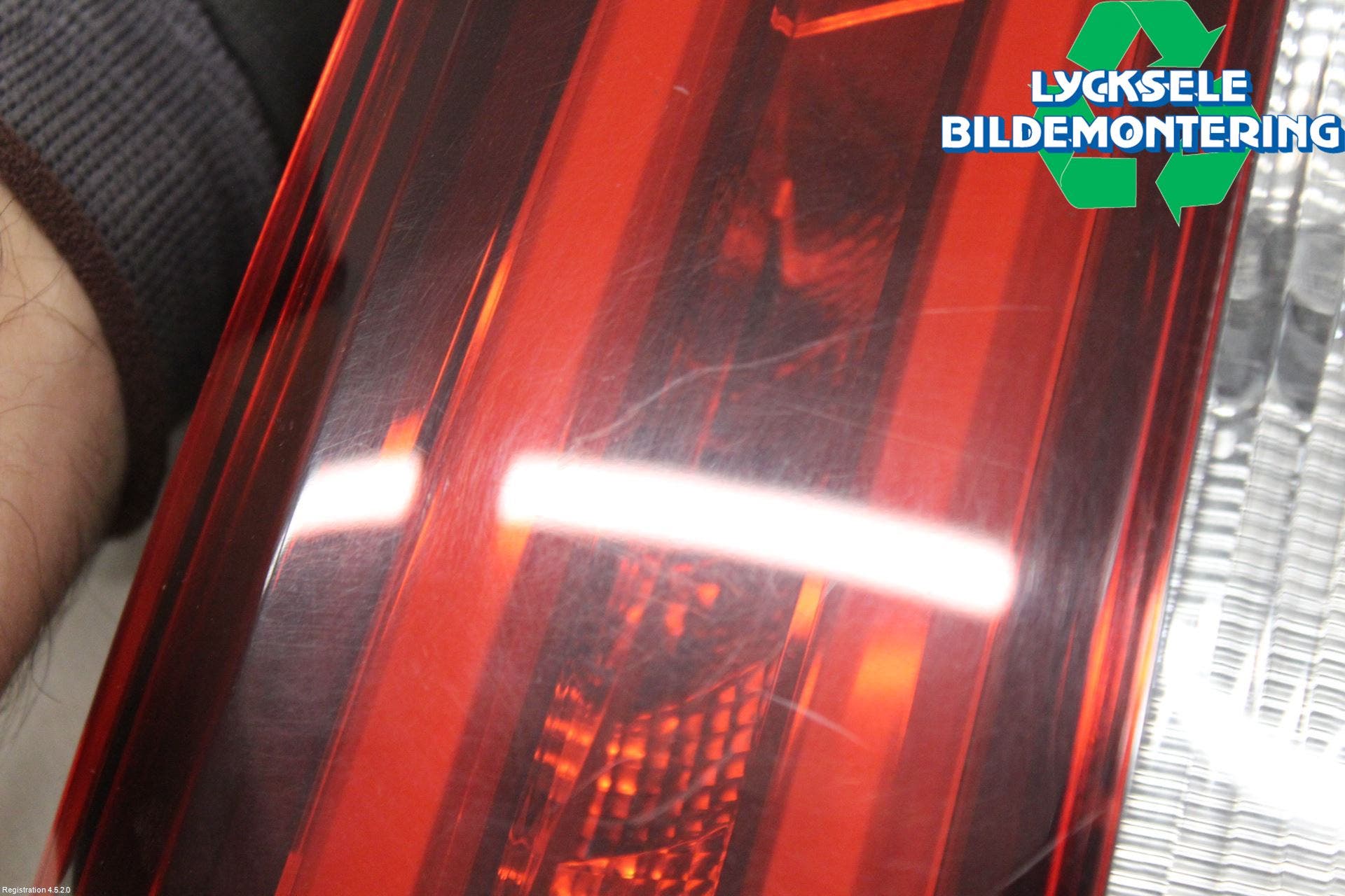 Opel ASTRA K 16-22 Bakljus Lucka Vä