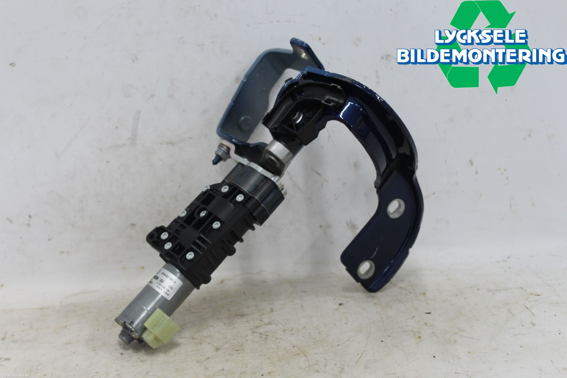 Audi A4/S4 B9 16-19 Bakluckeöppnare Automatisk