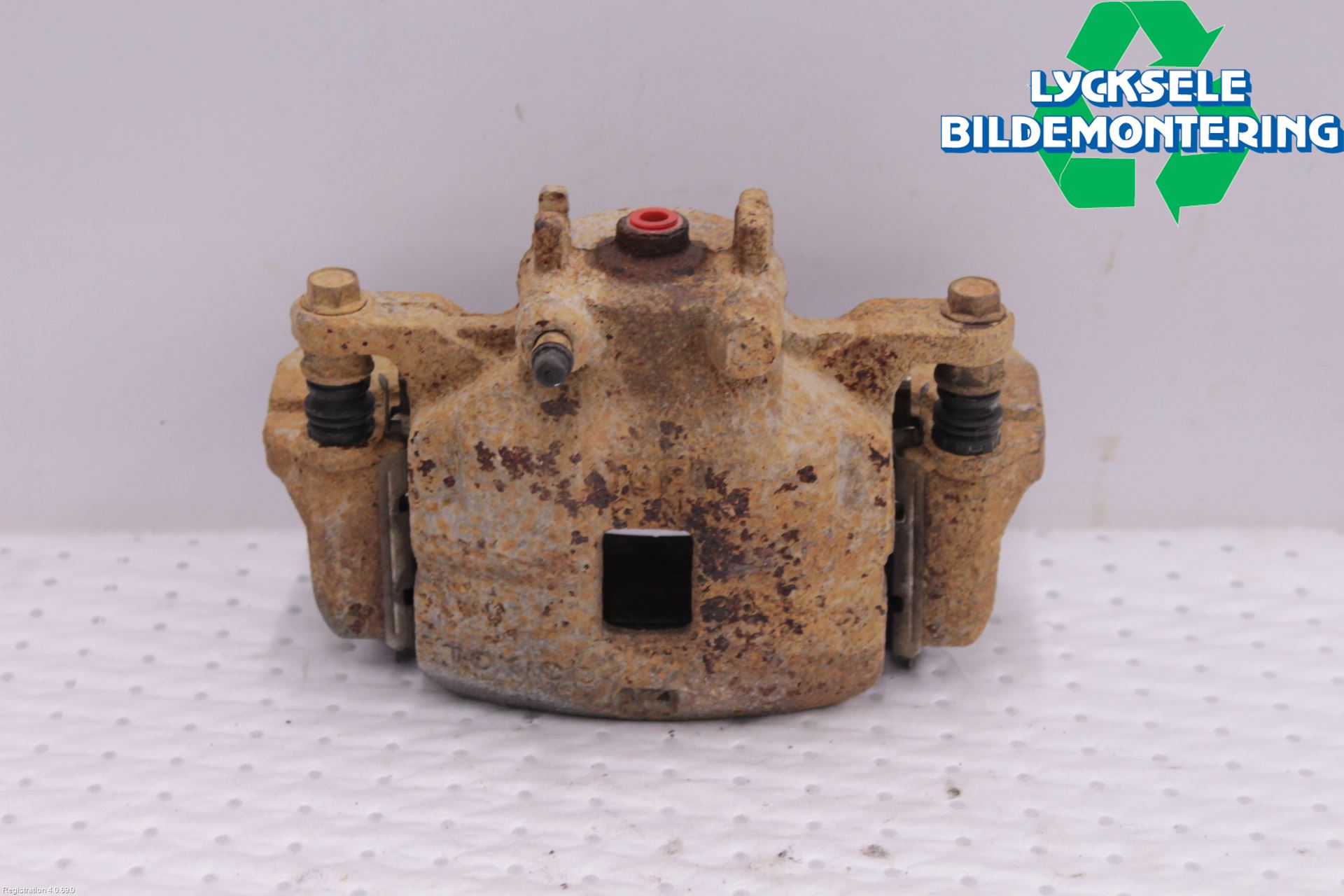 Mitsubishi L200 16-23 Bromsok Fram Vänster