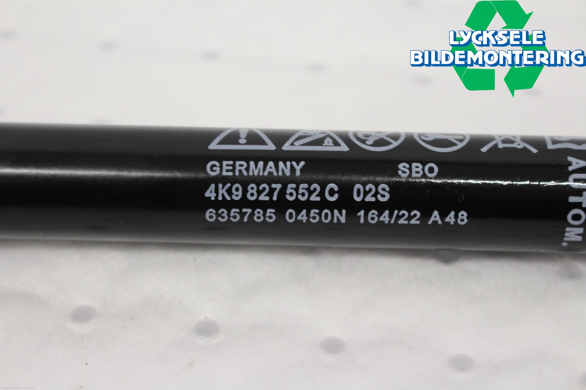 Audi A6 F2/C8 19- Gasfjäder Baklucka