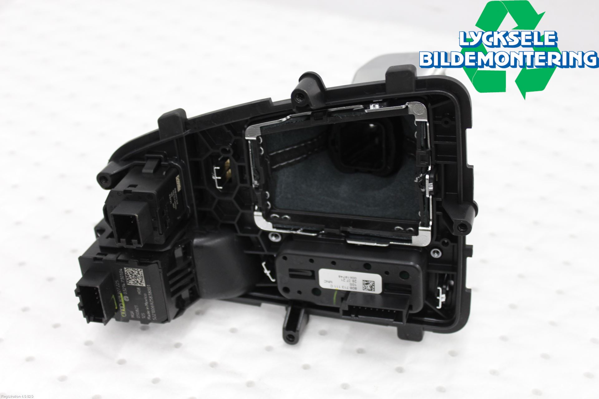 Audi Q5/SQ5 17- Växelspaksdamask