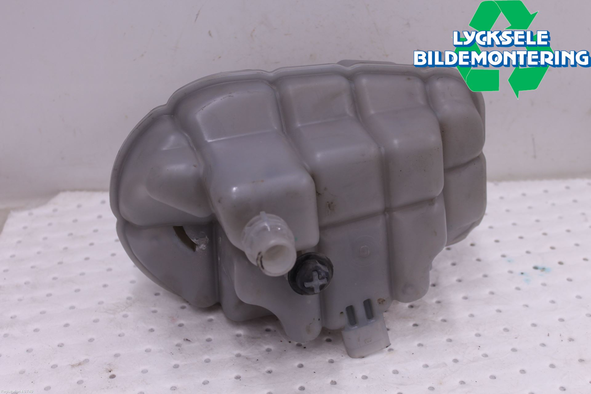 Audi A6/S6 4G 11-18 Expansionstank