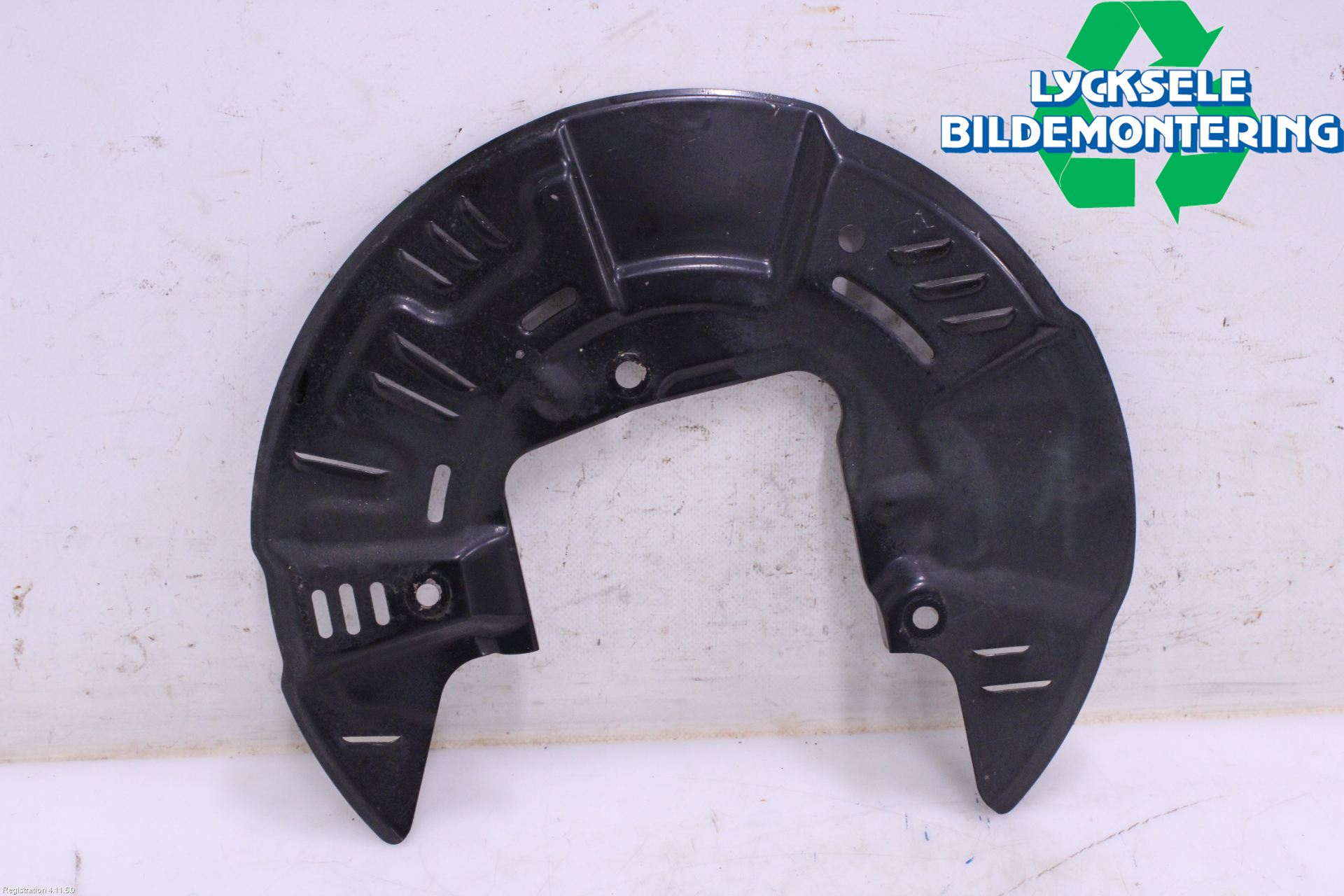 Subaru OUTBACK 21- Bromssköld Fram