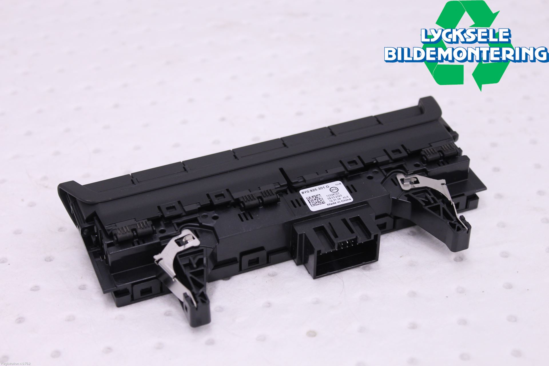 Audi A3/S3 8Y 21- Strömställare Multifunktion