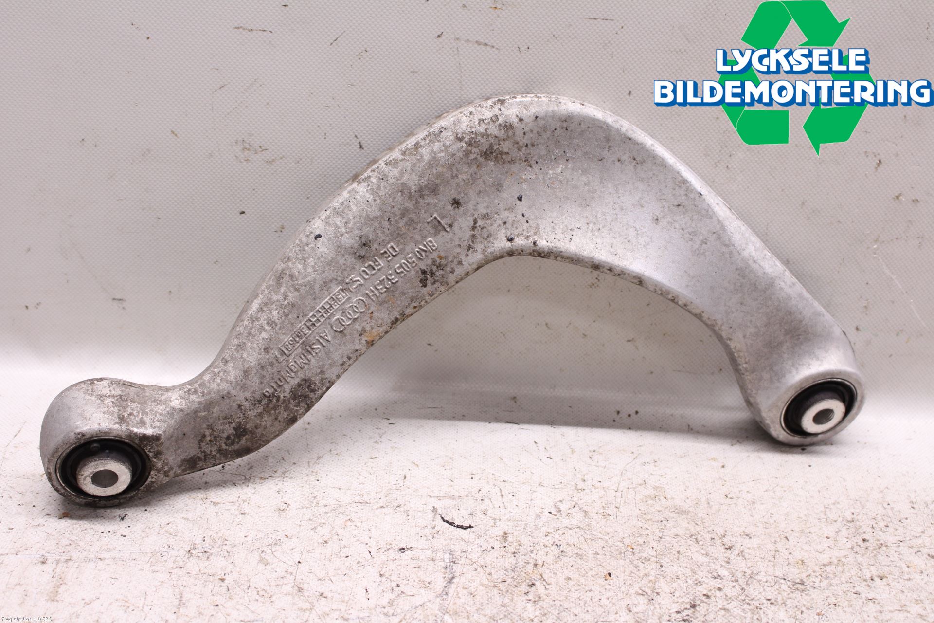 Audi A4 12-15 Bärarm Bak Övre Vänster