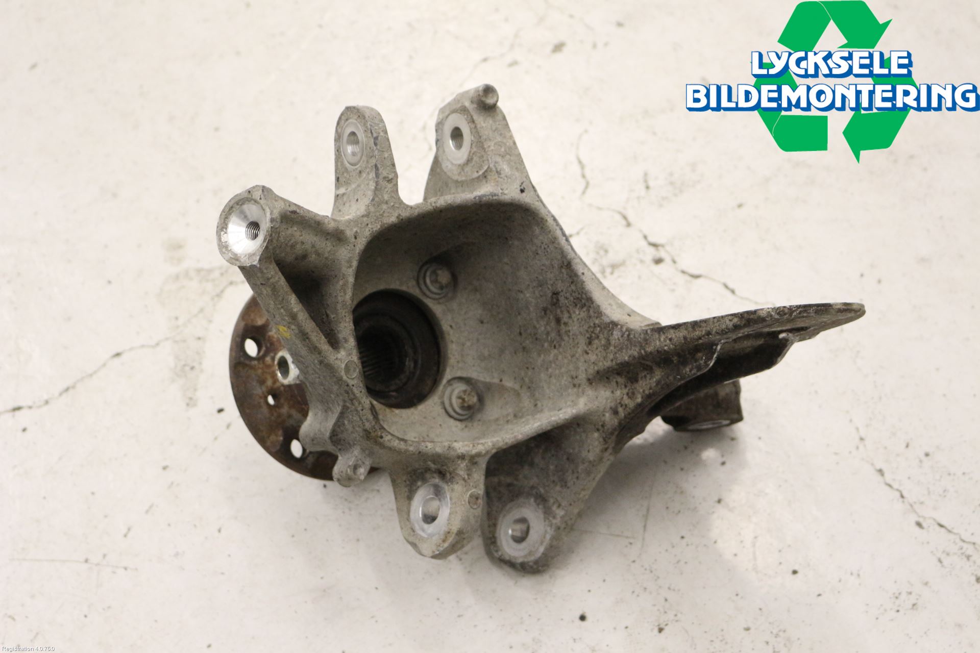 BMW 5 F10/F11/F18 09-17 Hjullagerhus-Spindel Hö B