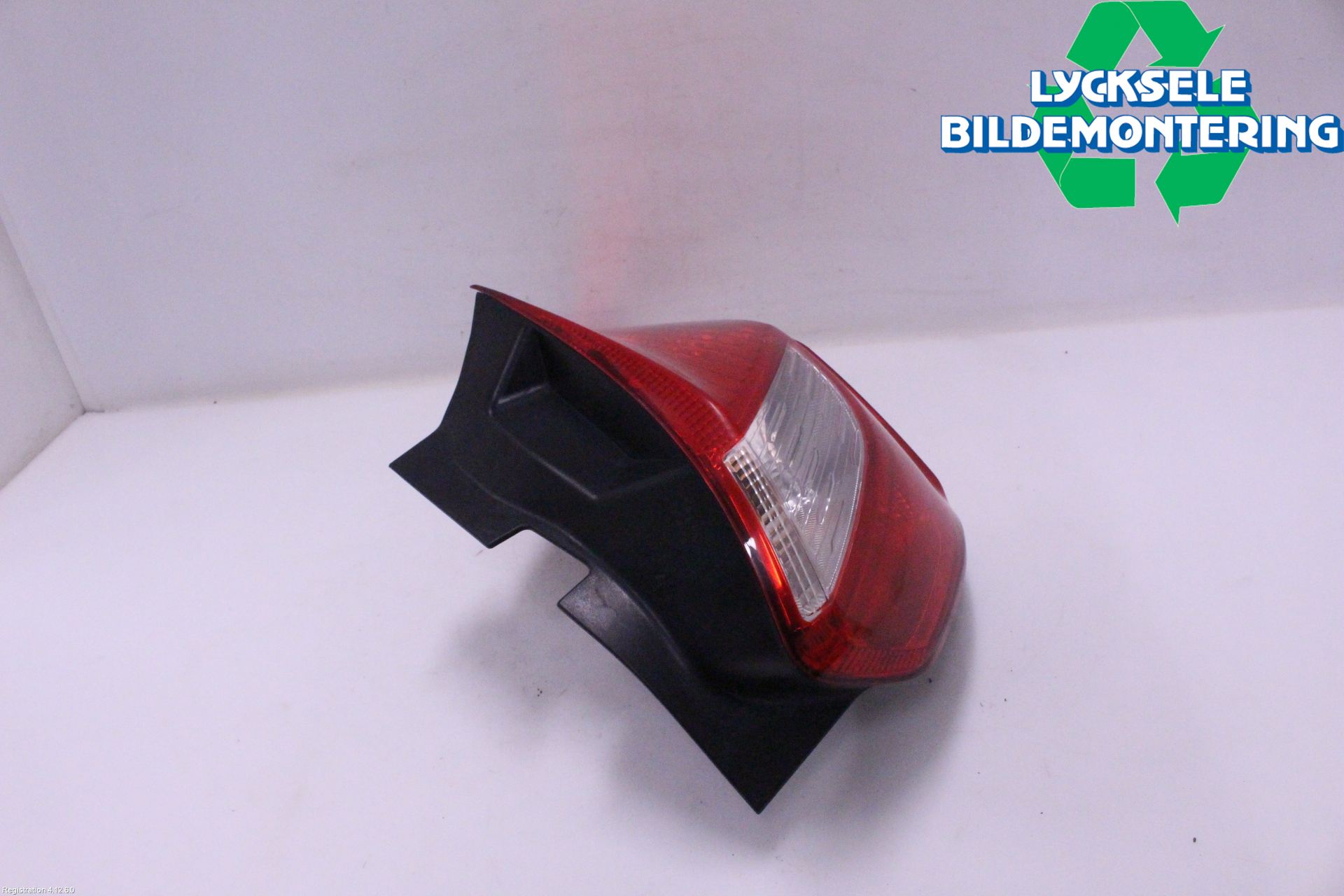 Ford FOCUS 11-14 Bakljus Höger