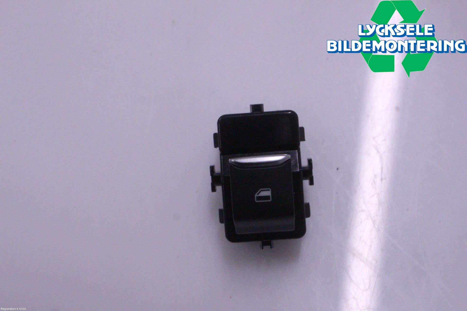 Ford MUSTANG Mach-E 21- Strömställare Elhiss