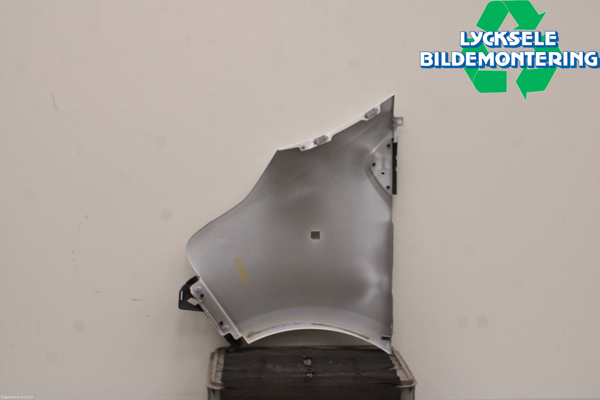 Opel VIVARO 15-19 Skärm Fram Höger