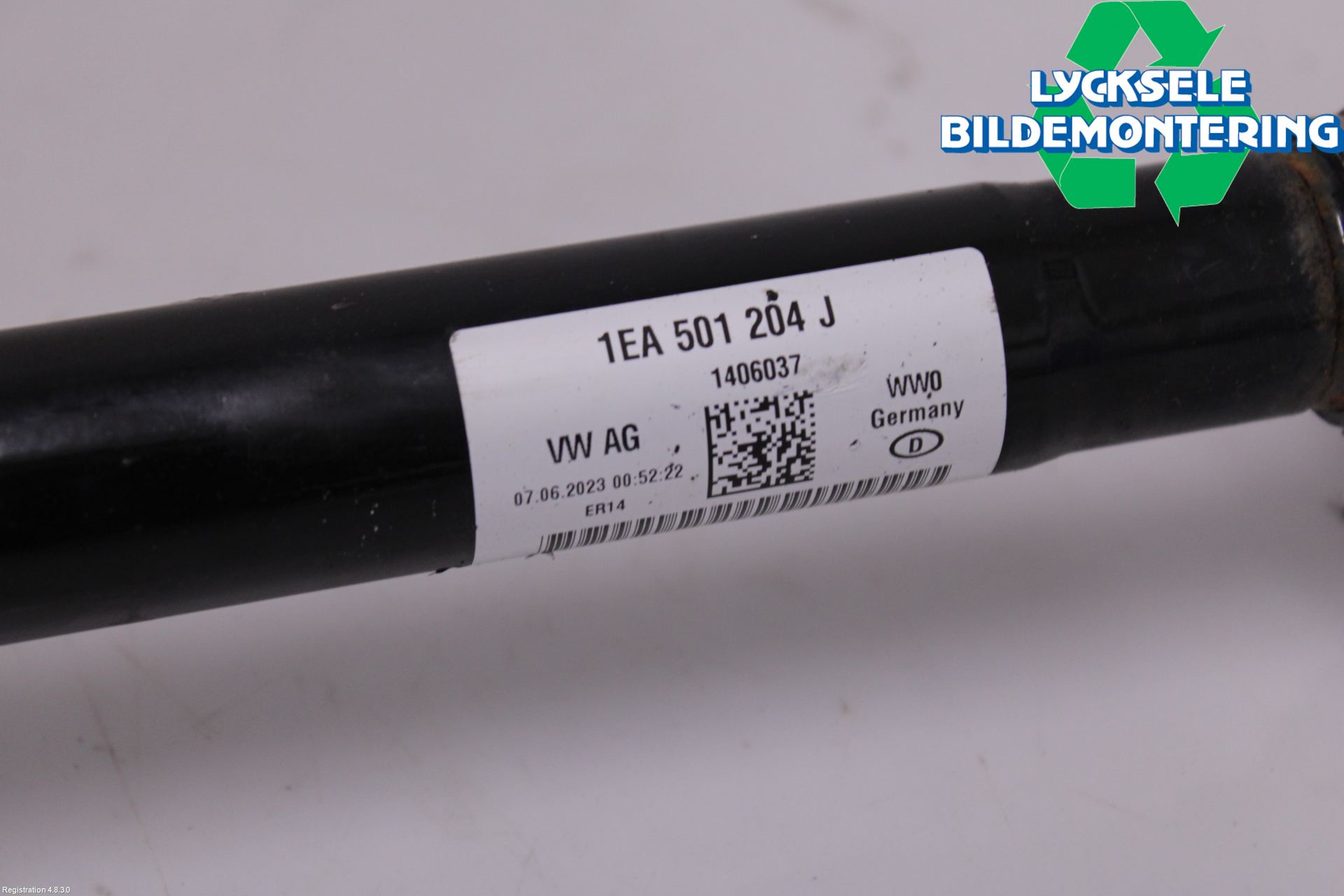 Volkswagen VW ID.4 21- Drivaxel Bak Höger