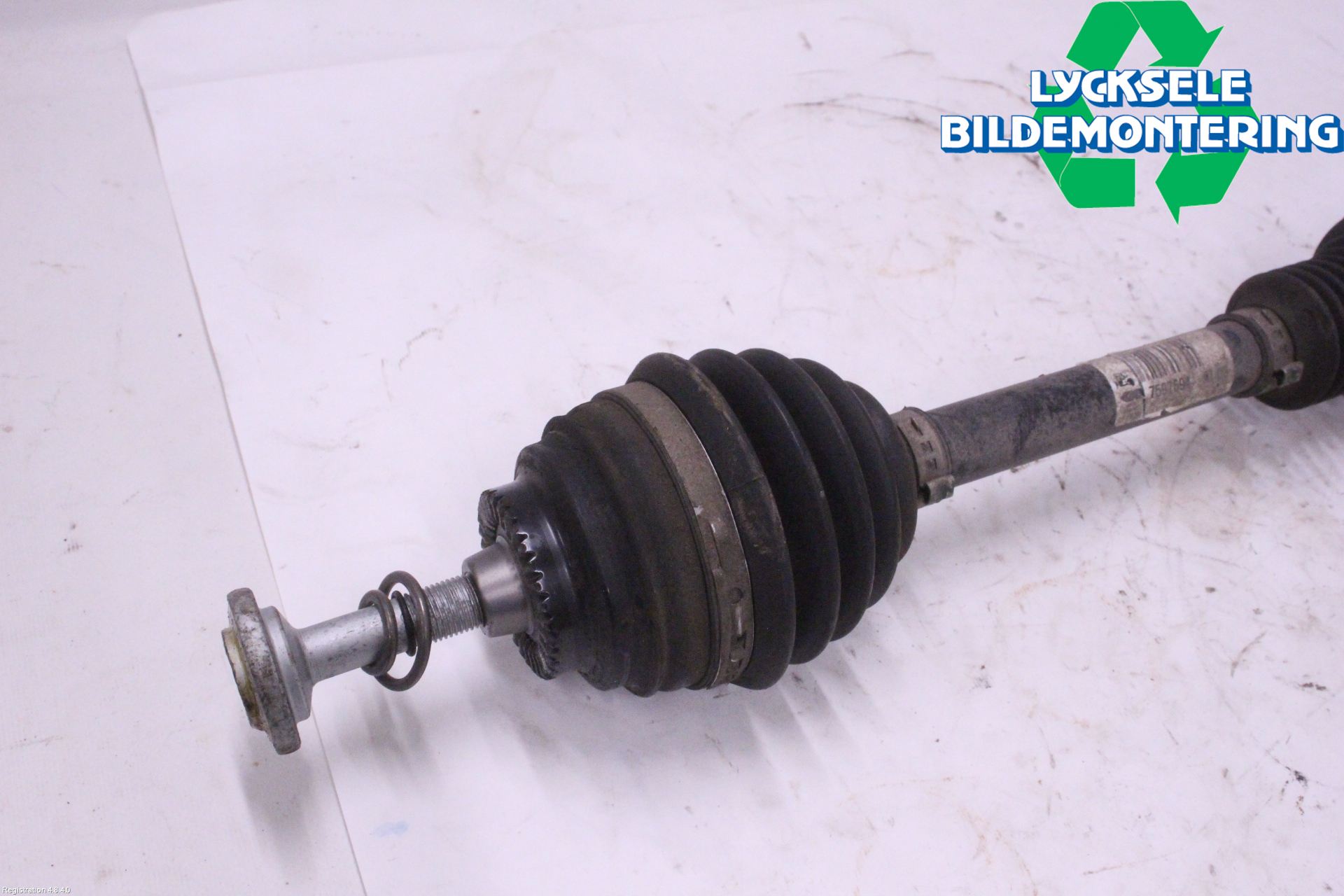 BMW 3 GT F34 13-19 Drivaxel Fram Höger
